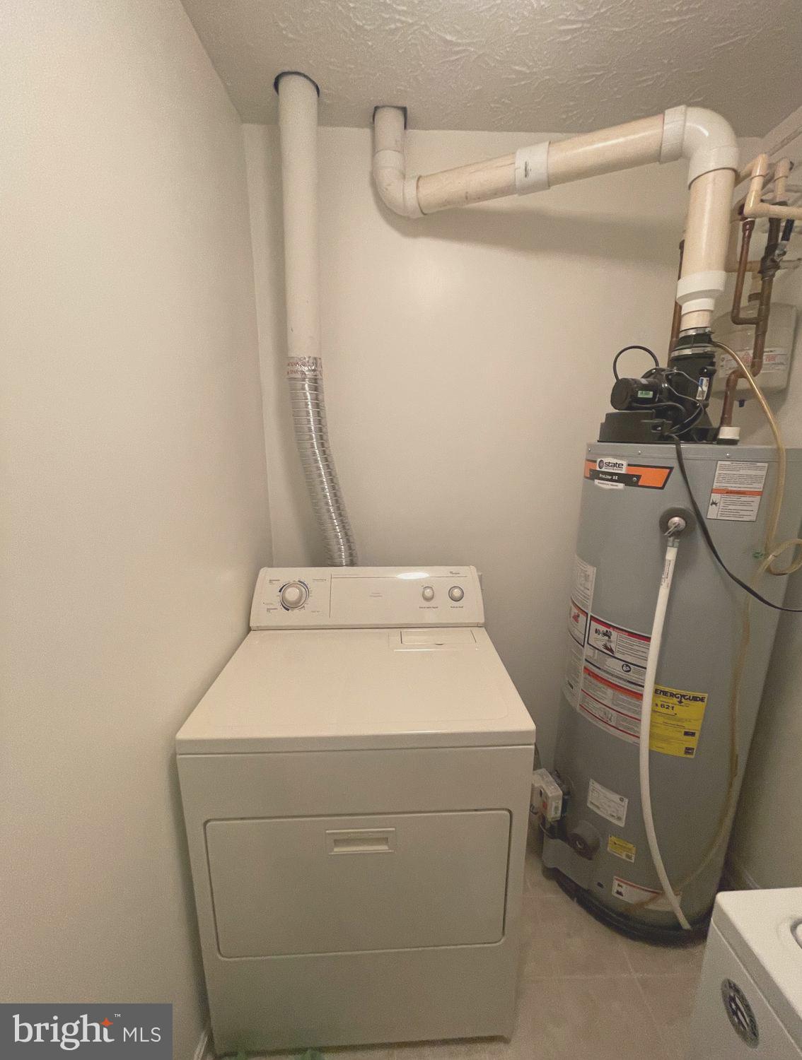 ASBURY WOODS - Residential Lease