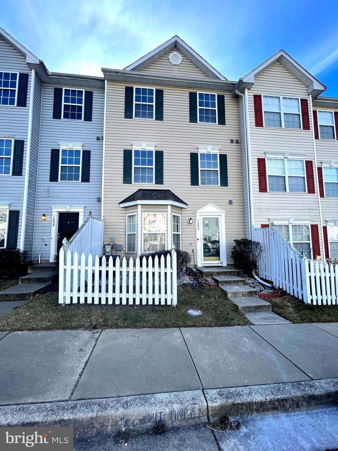 ASBURY WOODS - Residential Lease