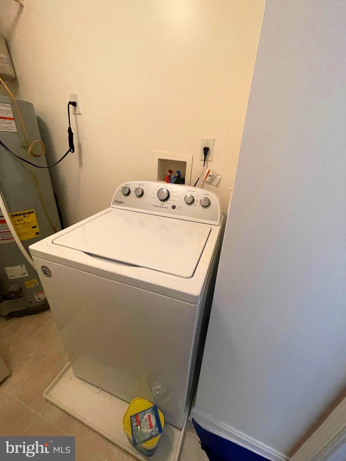 ASBURY WOODS - Residential Lease