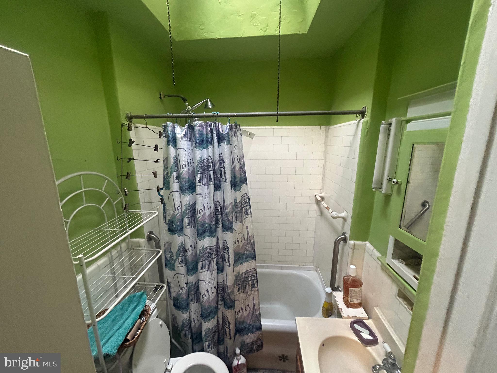 WEST PHILADELPHIA - Residential