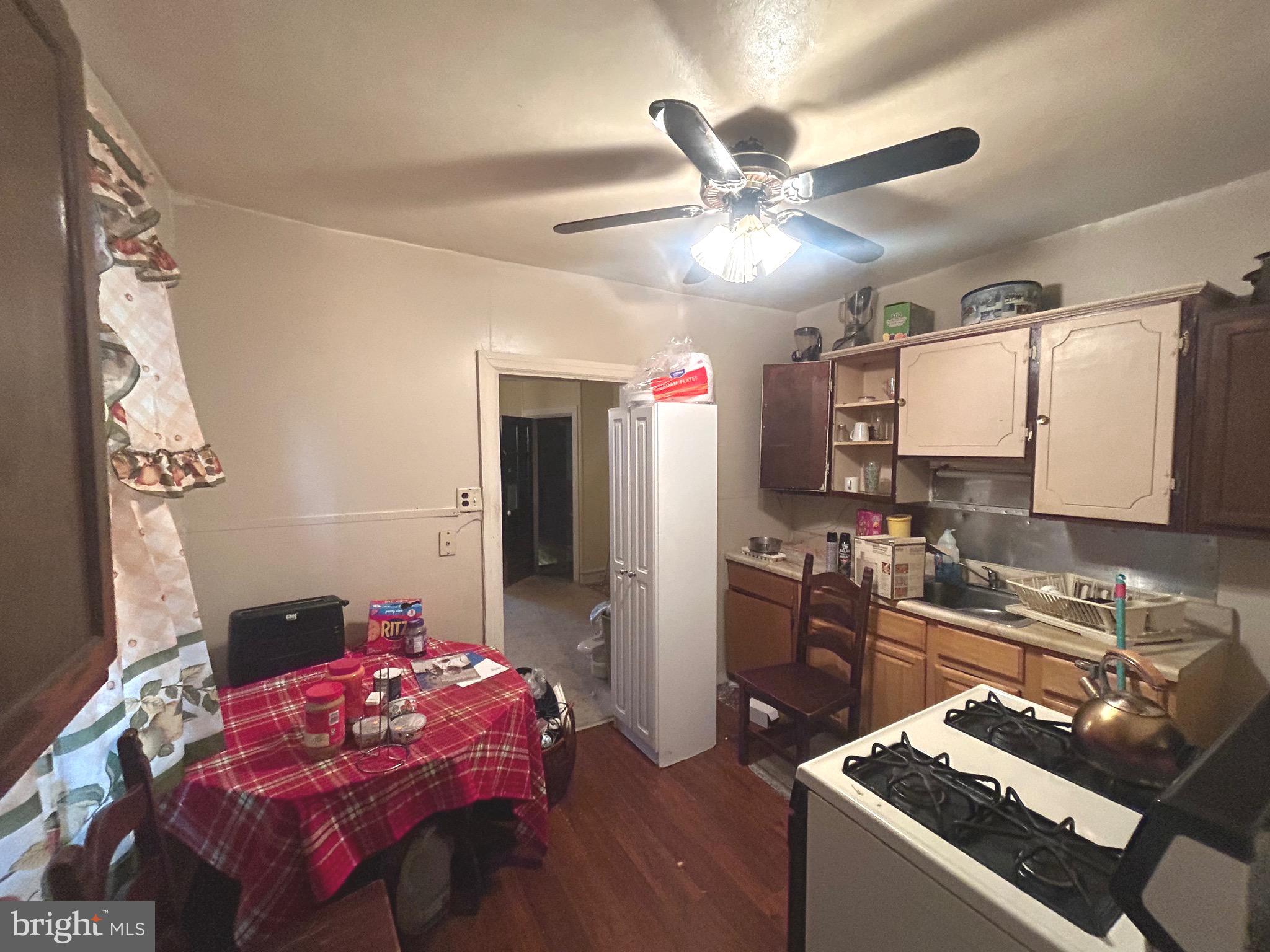 WEST PHILADELPHIA - Residential