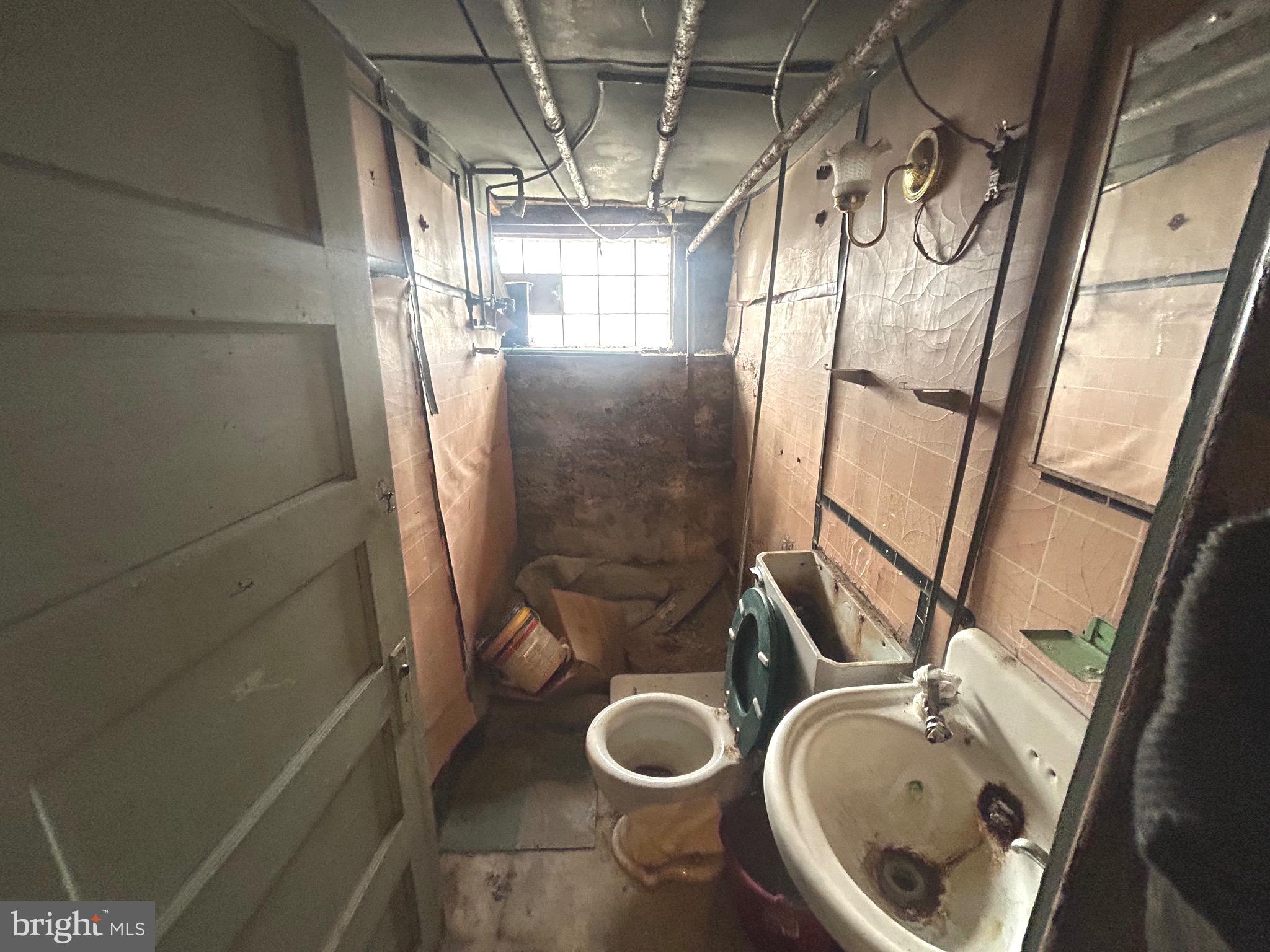 WEST PHILADELPHIA - Residential