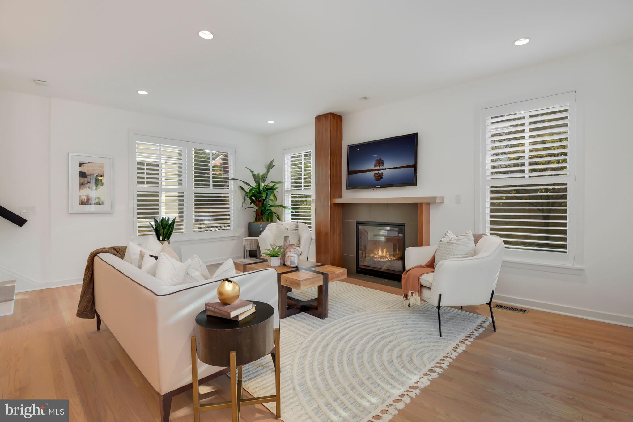 FRIENDSHIP HEIGHTS - Residential