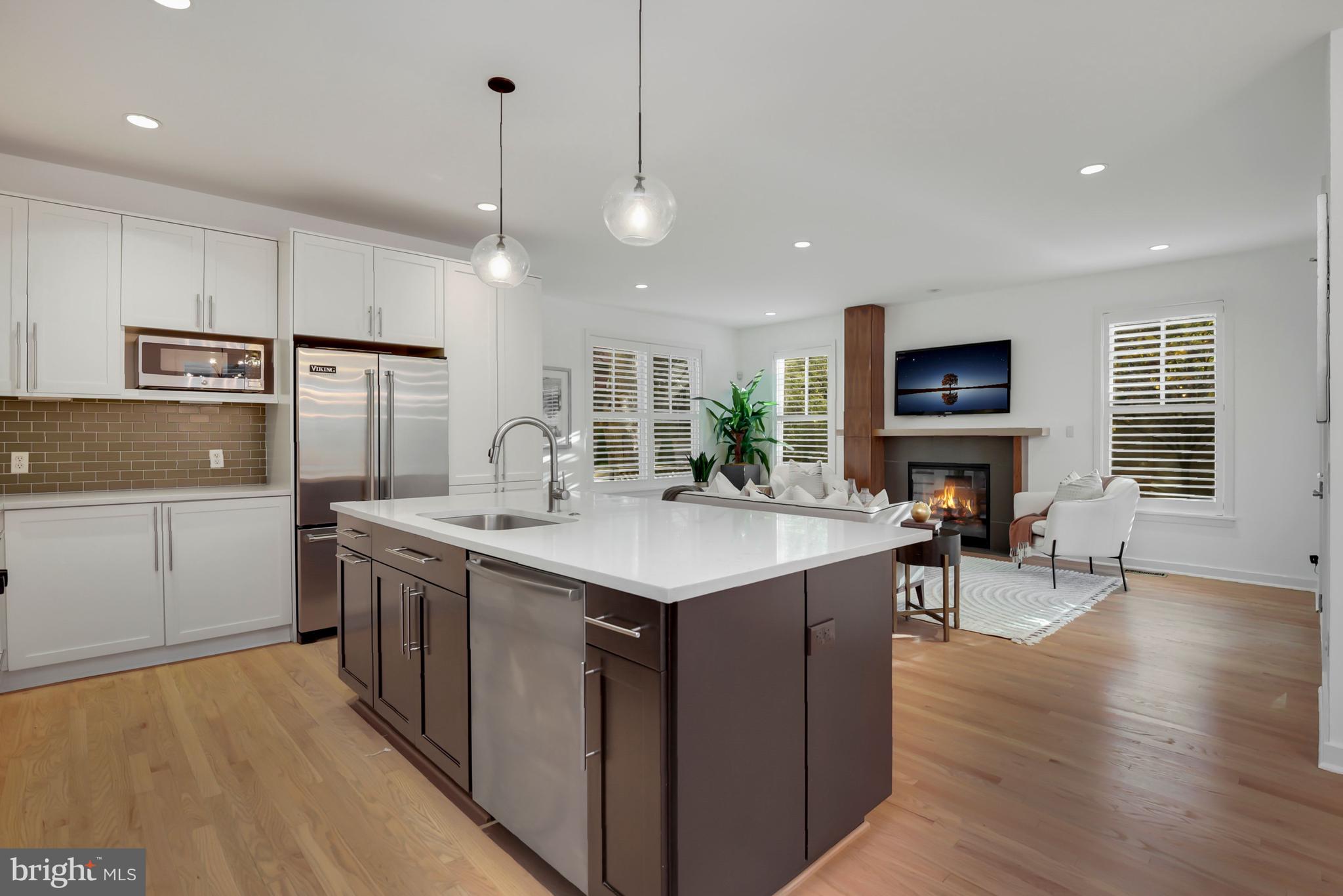 FRIENDSHIP HEIGHTS - Residential