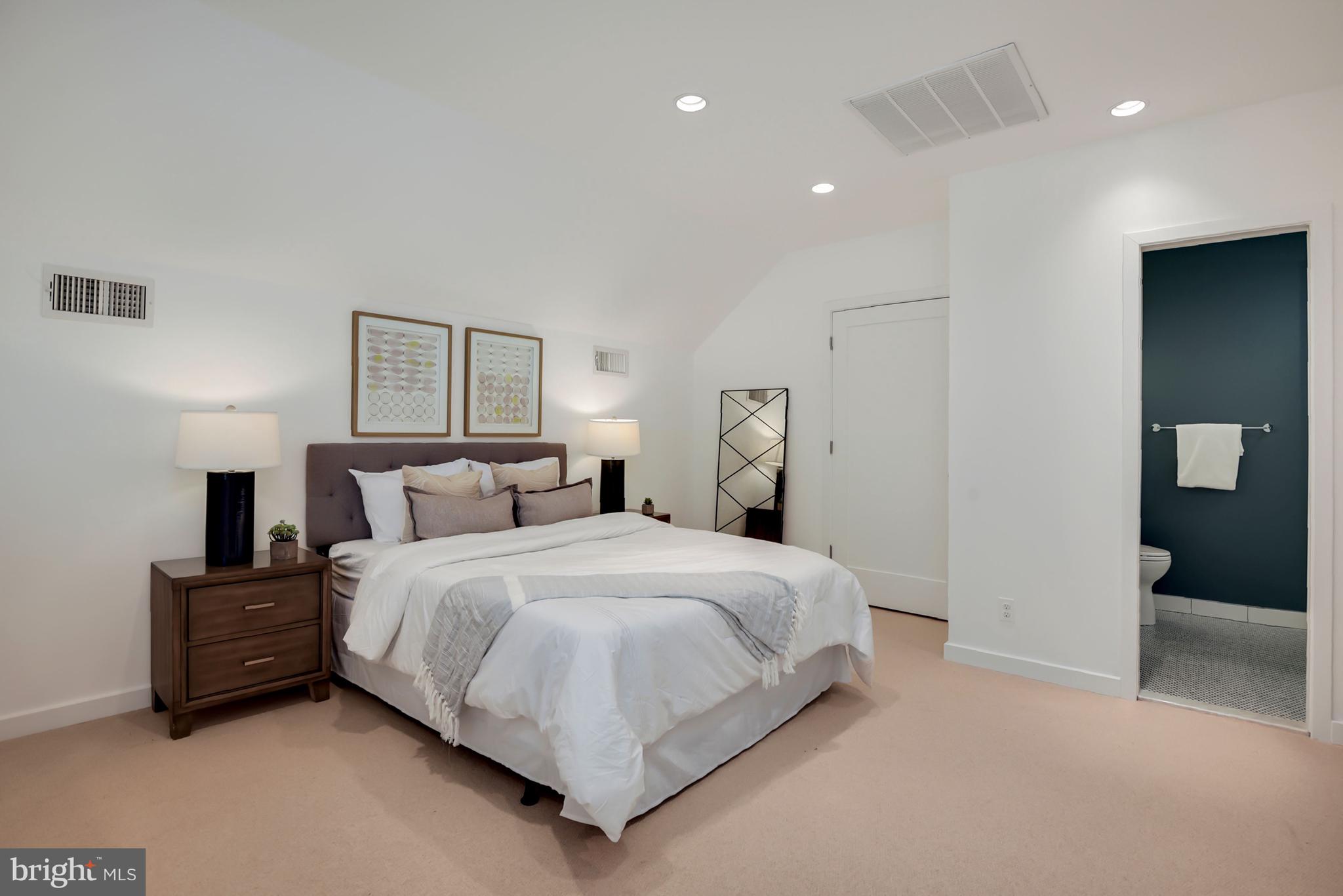 FRIENDSHIP HEIGHTS - Residential