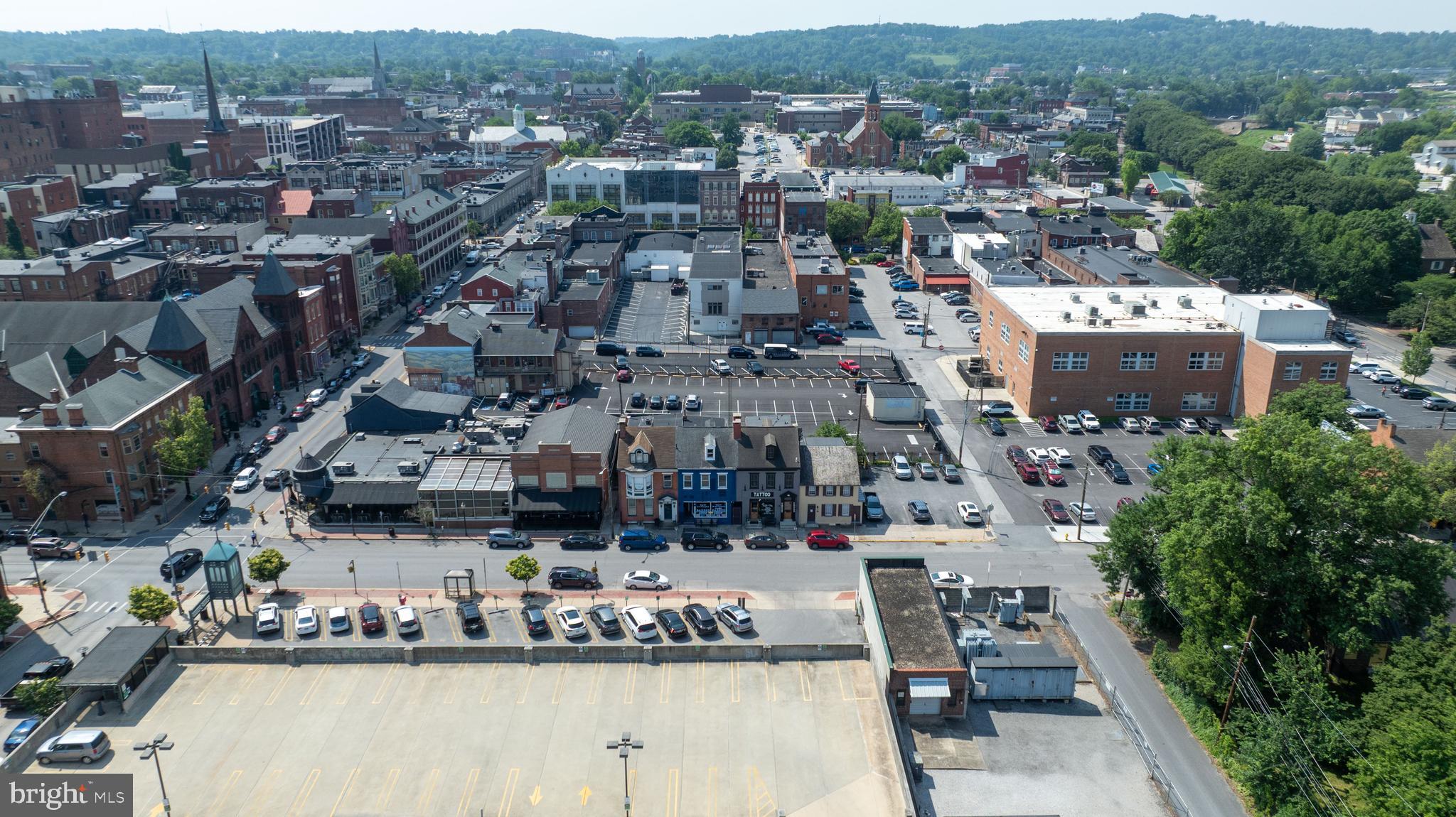 YORK CITY - Commercial Sale
