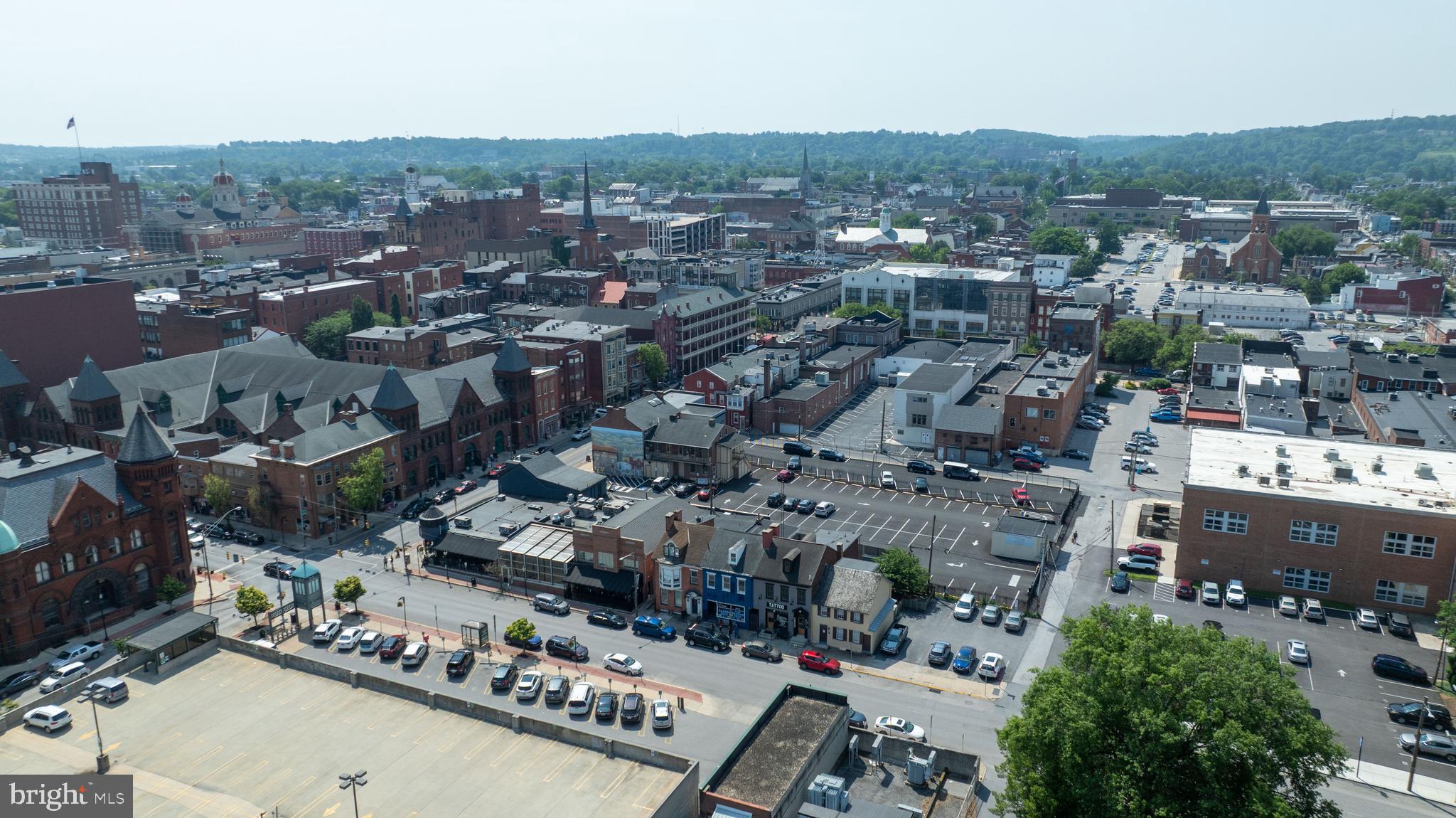 YORK CITY - Commercial Sale