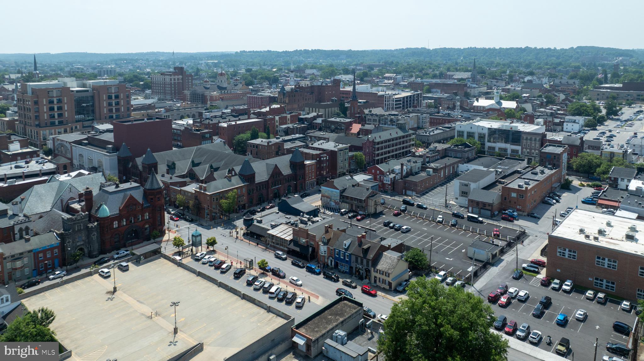 YORK CITY - Commercial Sale