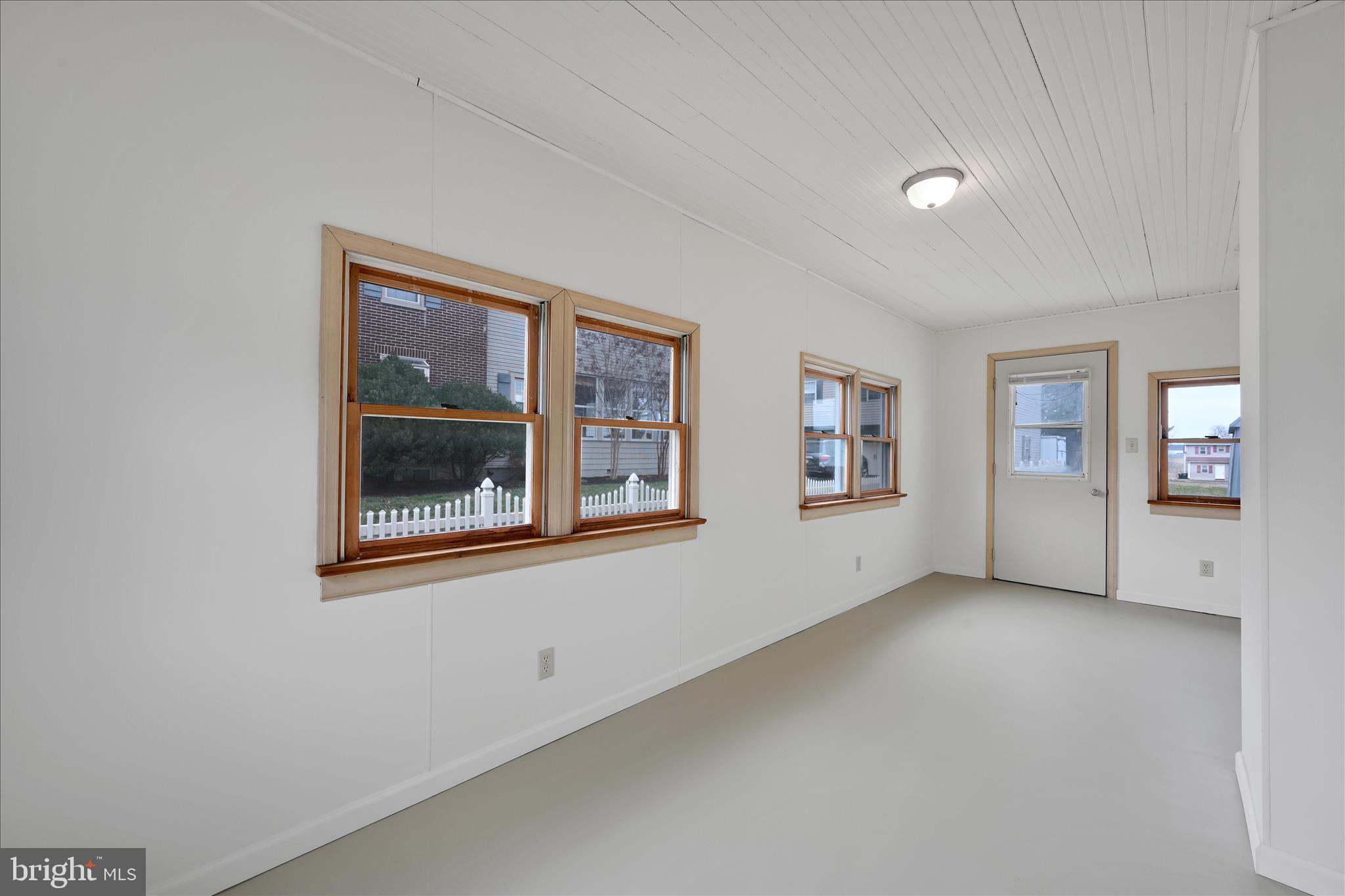 NEW HOLLAND BOROUGH - Residential