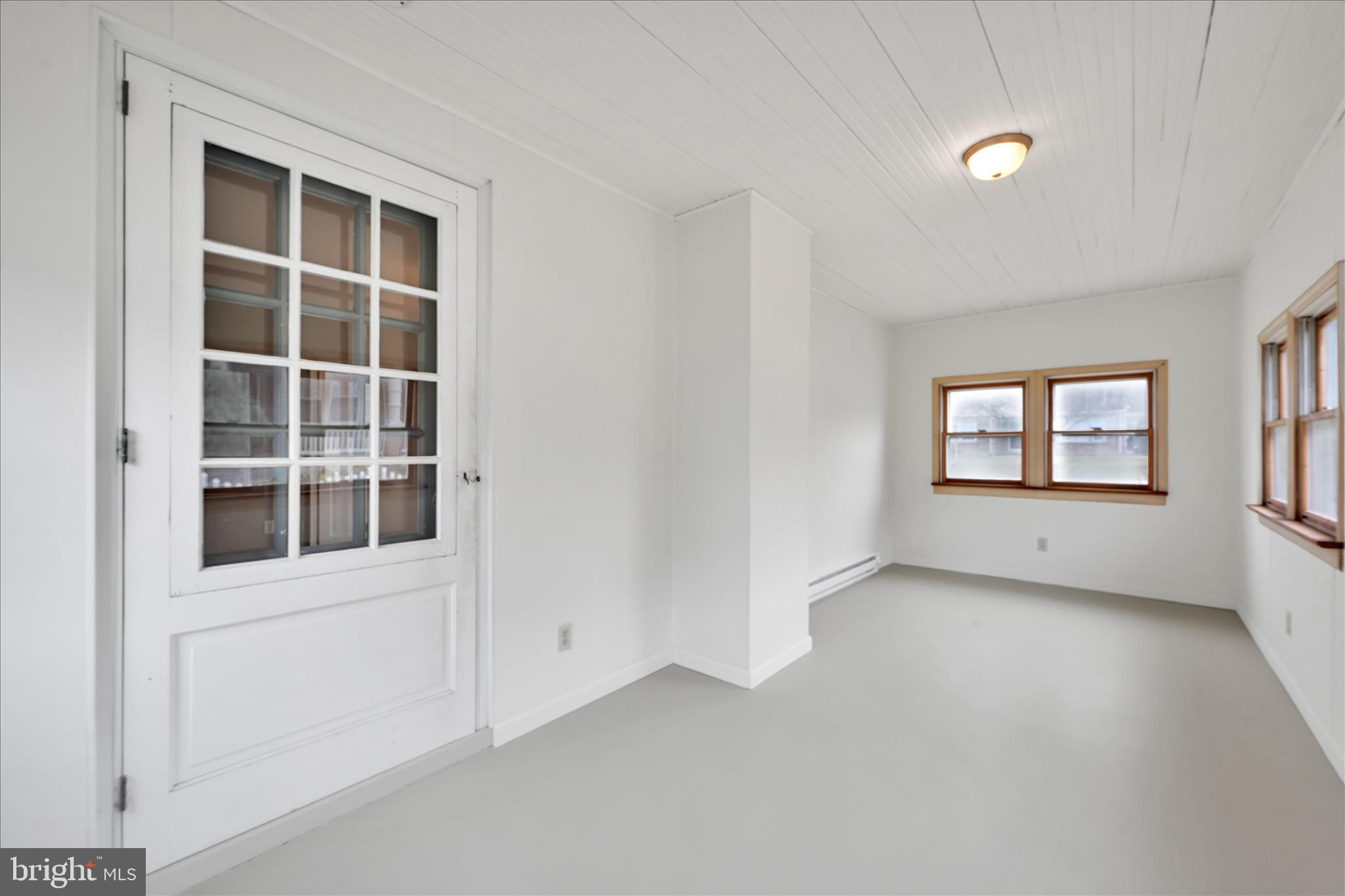 NEW HOLLAND BOROUGH - Residential