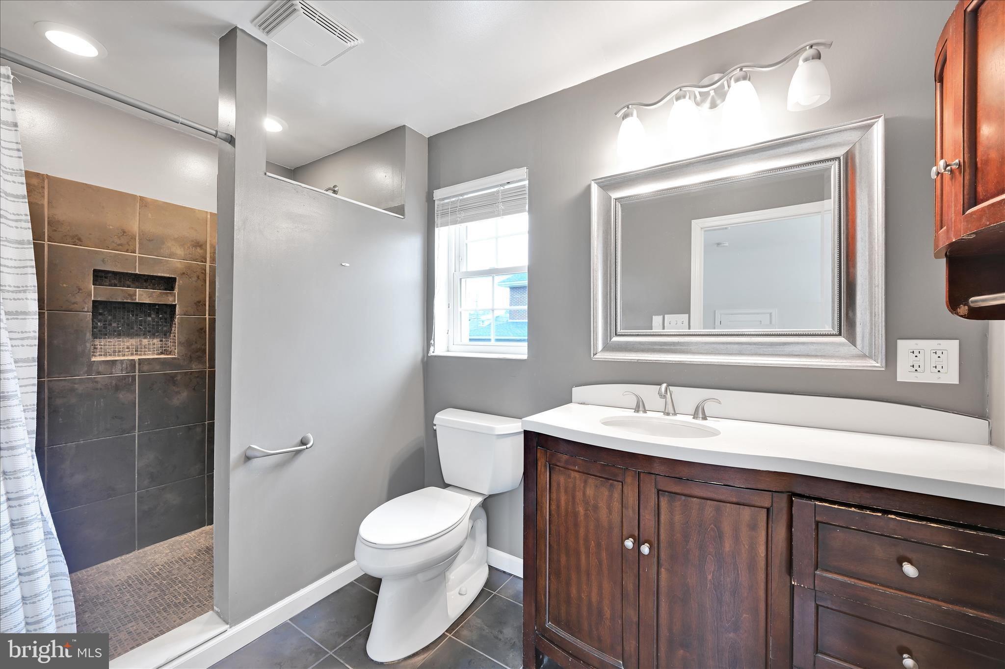 NEW HOLLAND BOROUGH - Residential