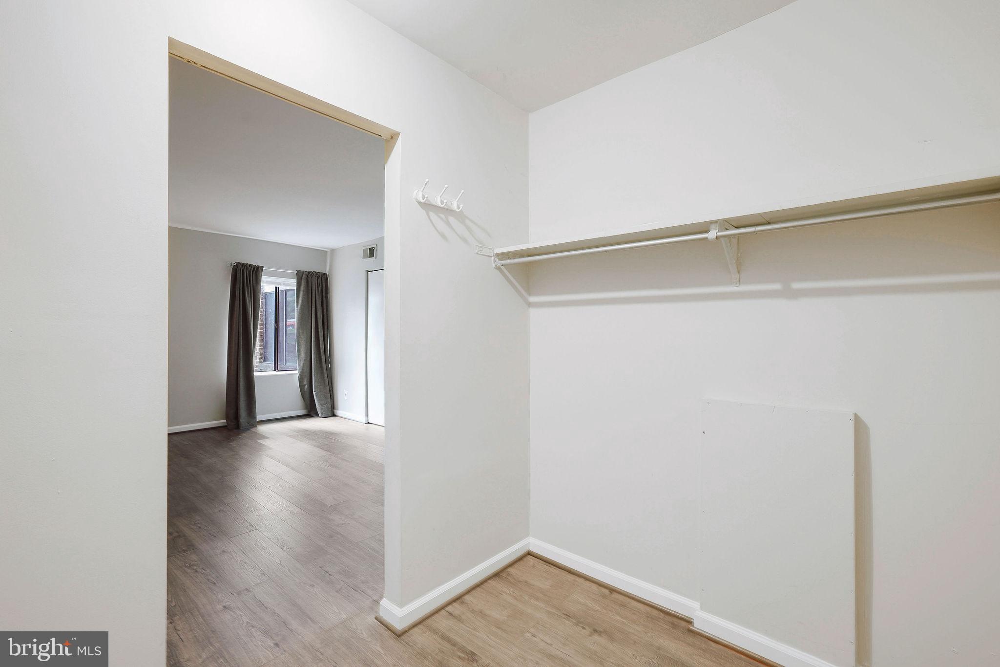 CHERRY GLEN CONDOS - Residential