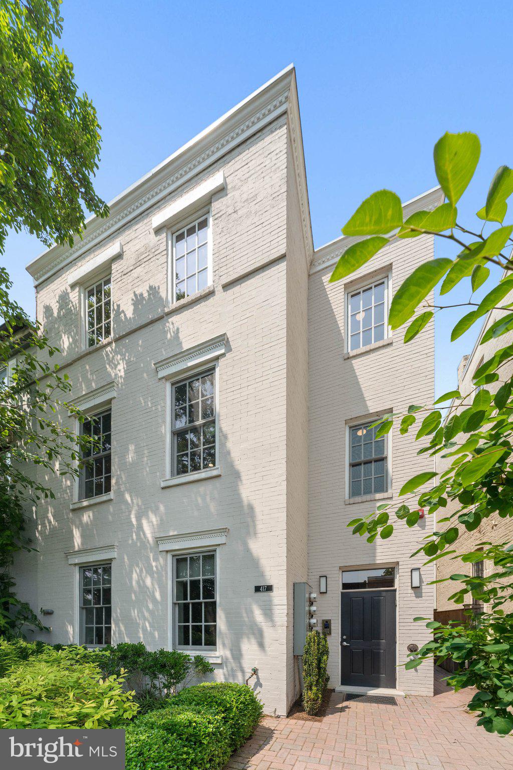 417 4TH STREET SE 2