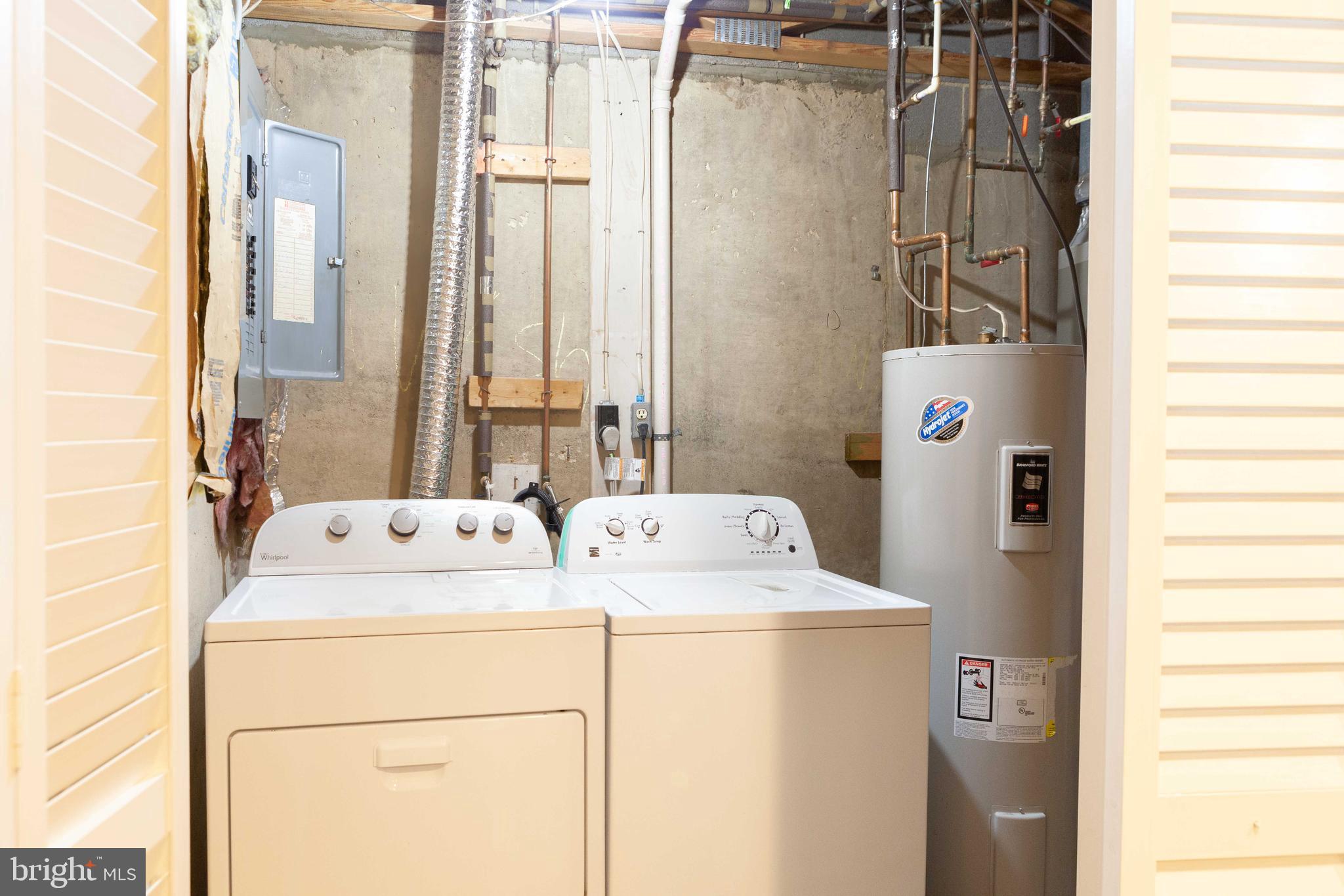 CAMERON KNOLLS - Residential Lease