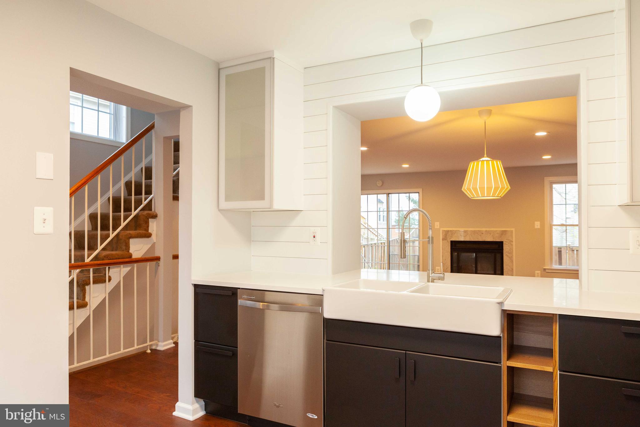 CAMERON KNOLLS - Residential Lease