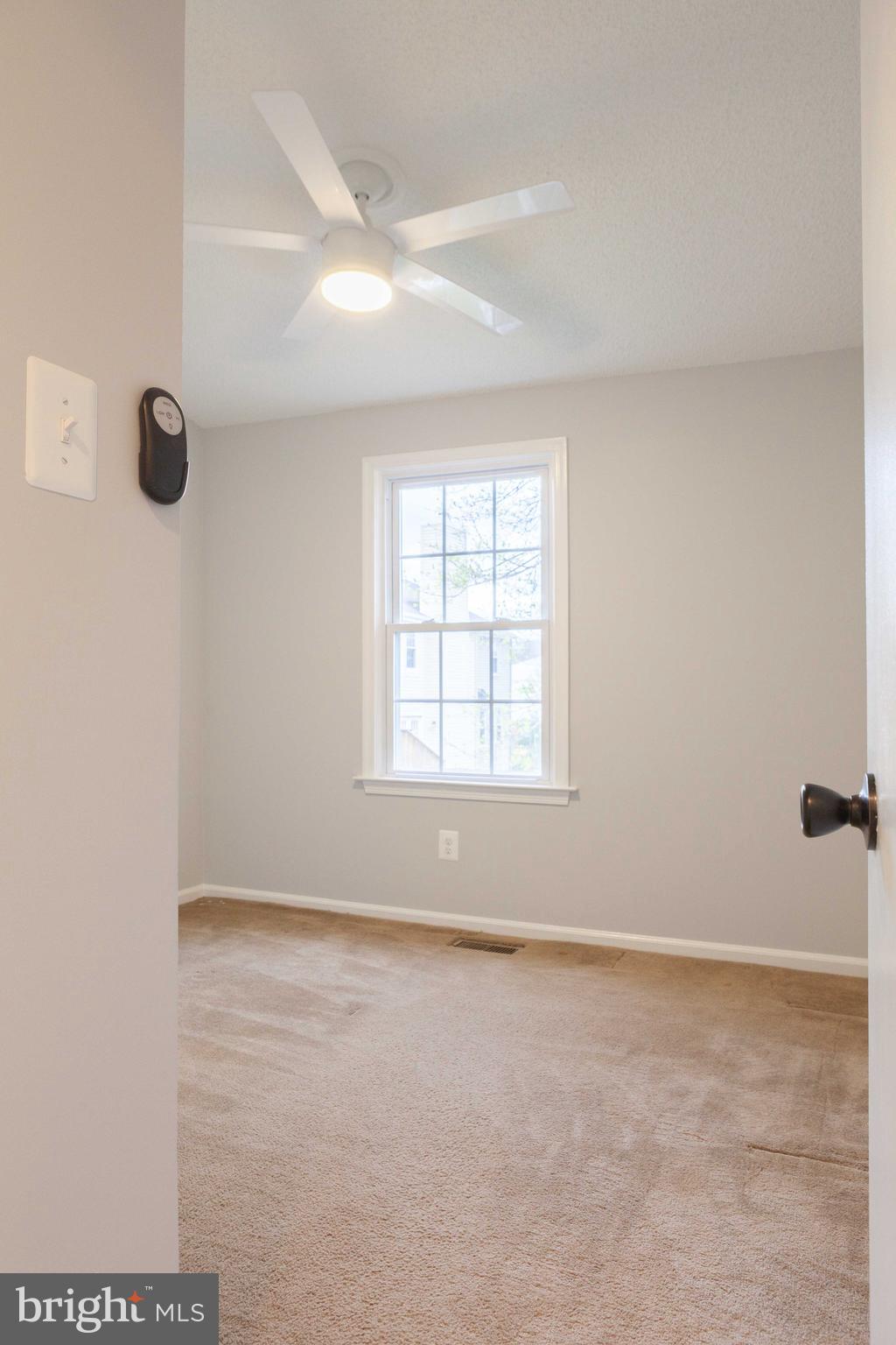 CAMERON KNOLLS - Residential Lease