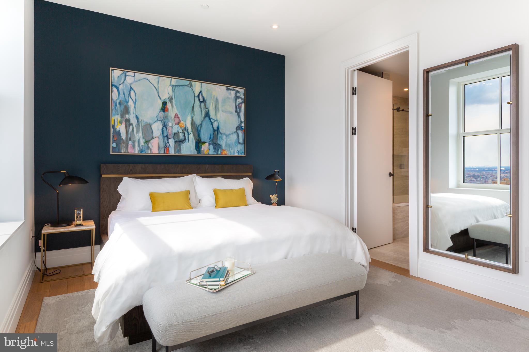 CENTER CITY - Residential Lease