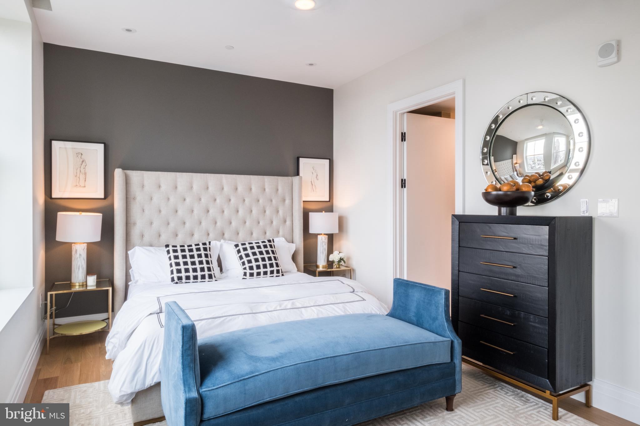 CENTER CITY - Residential Lease