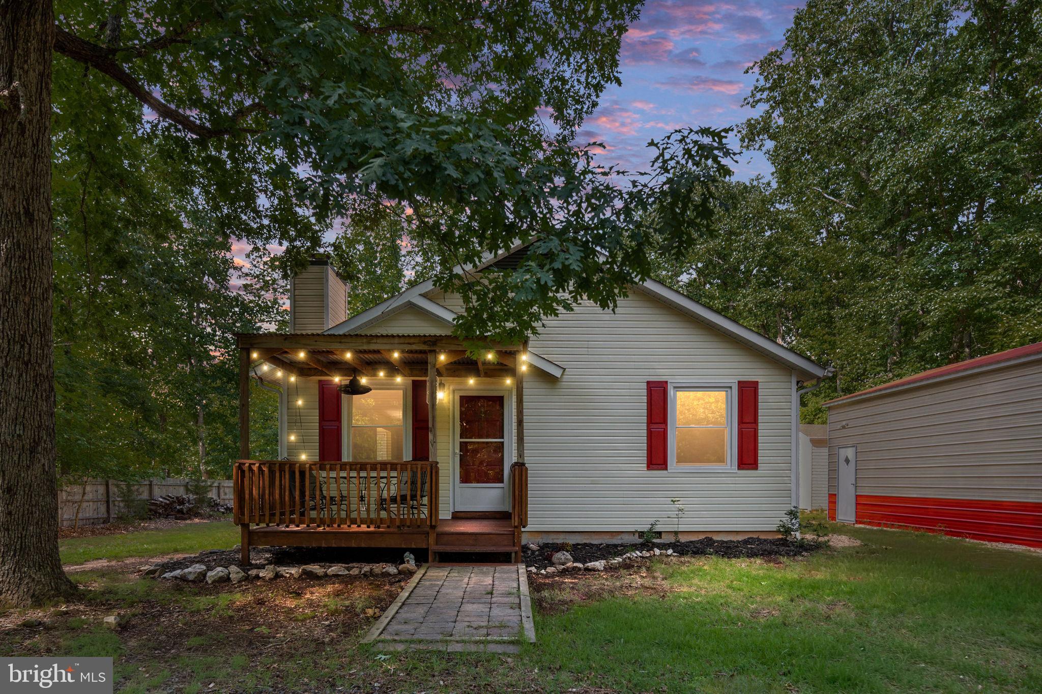 15012 COMFORT LANE