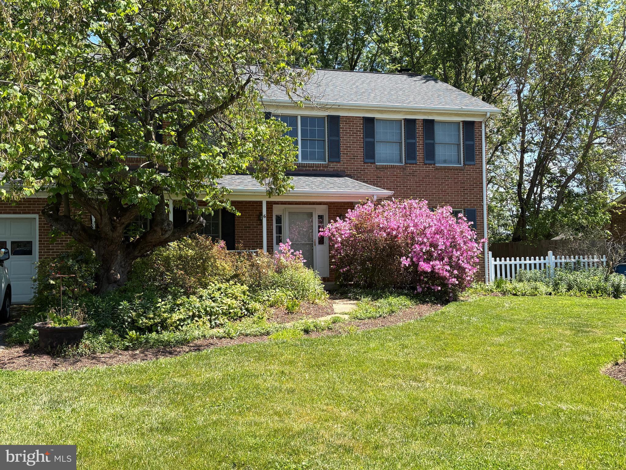 6 BATTLETOWN DRIVE