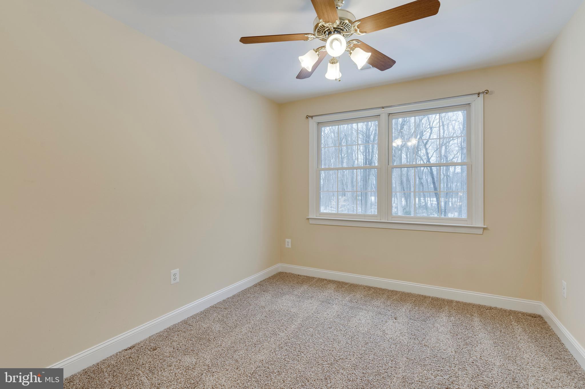 SOUTH RIVER COLONY - Residential