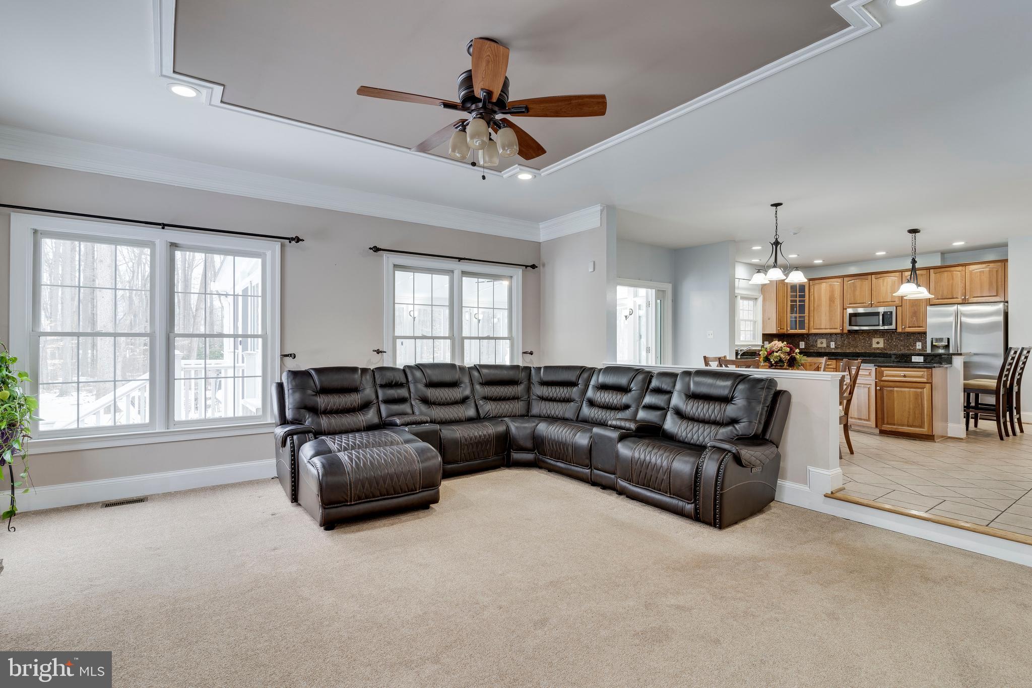 SOUTH RIVER COLONY - Residential