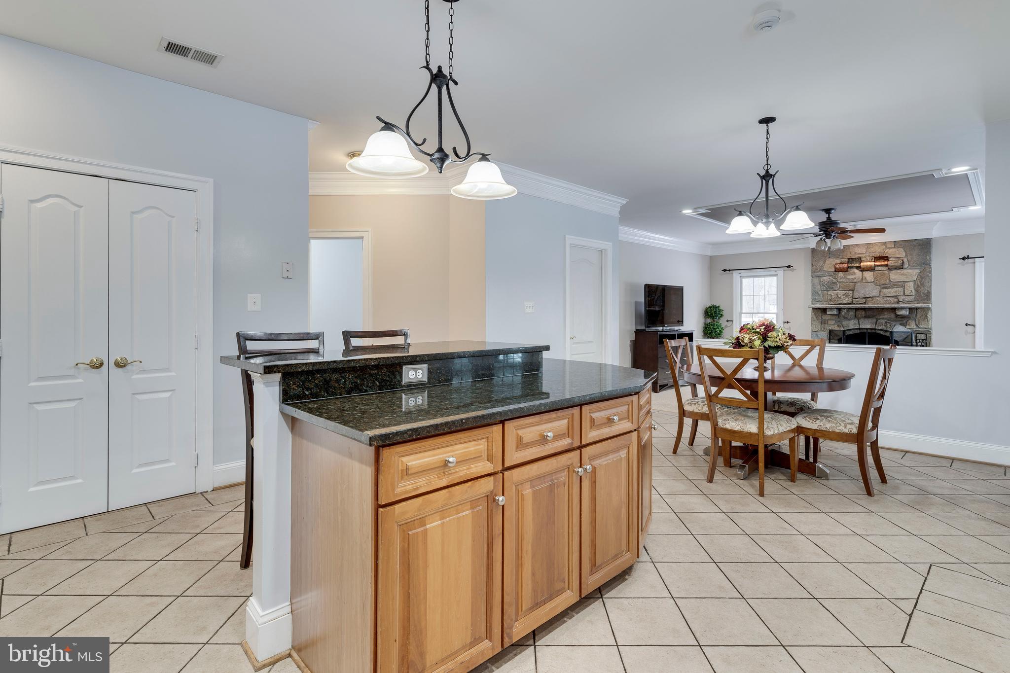 SOUTH RIVER COLONY - Residential