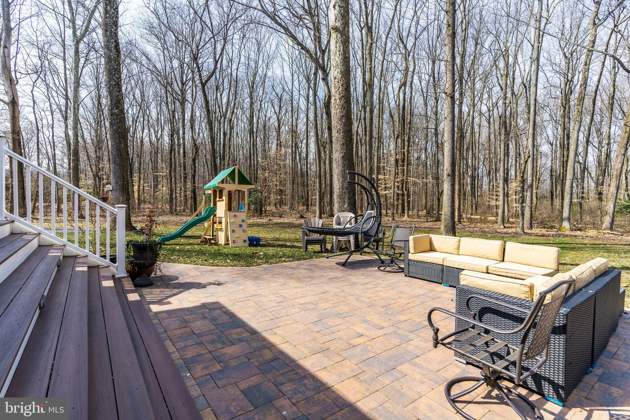 SOUTH RIVER COLONY - Residential