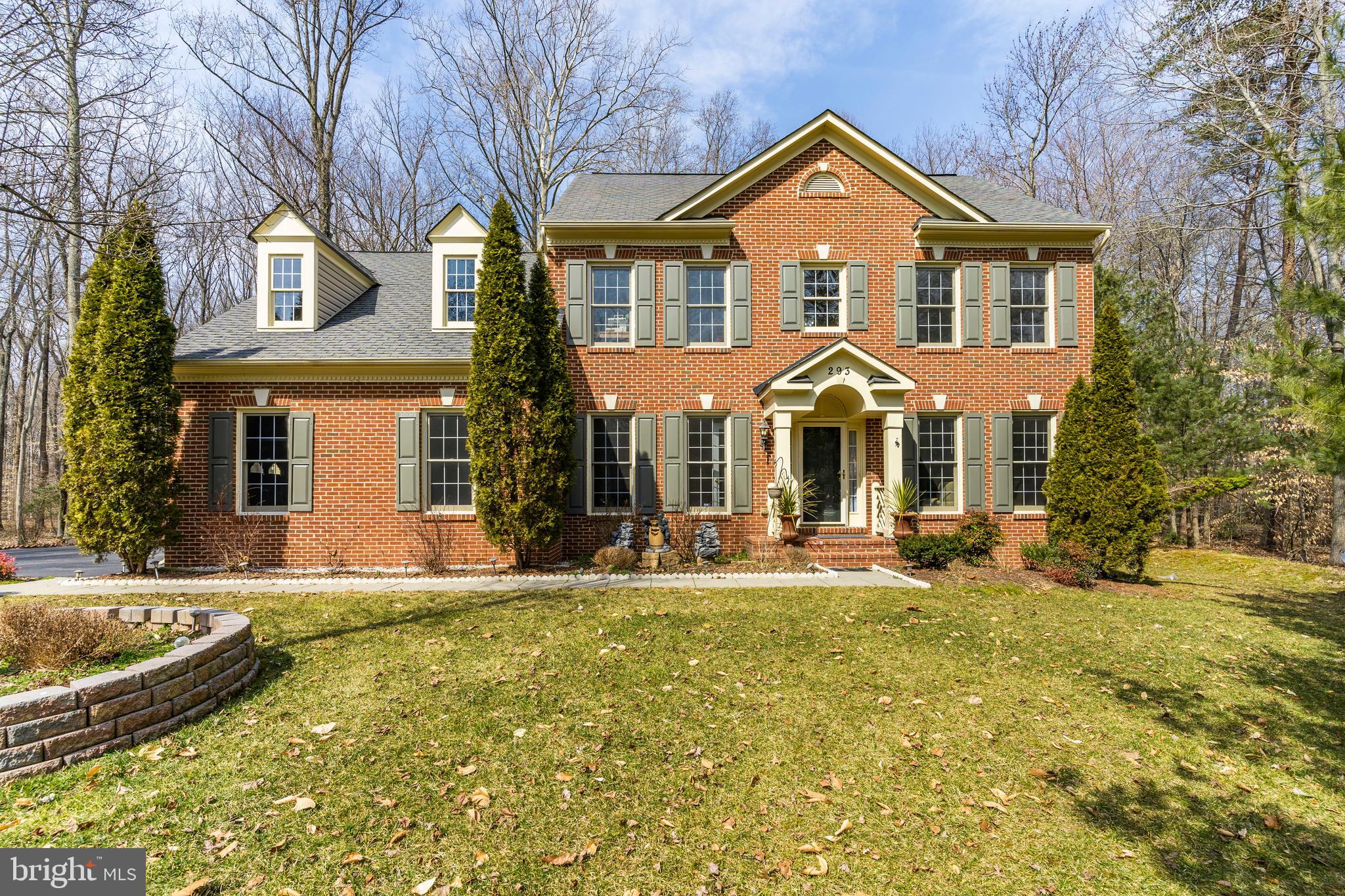 SOUTH RIVER COLONY - Residential