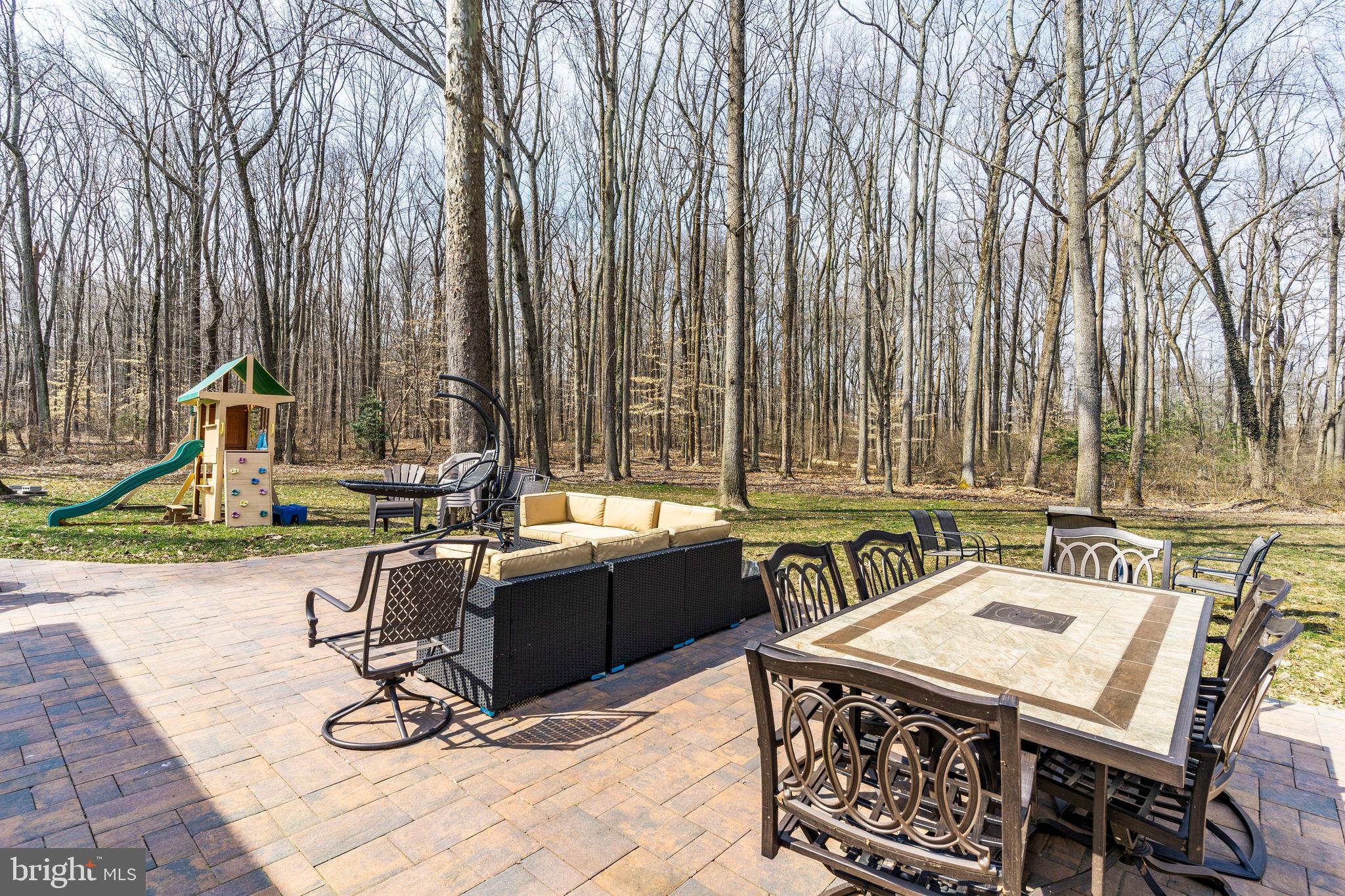 SOUTH RIVER COLONY - Residential