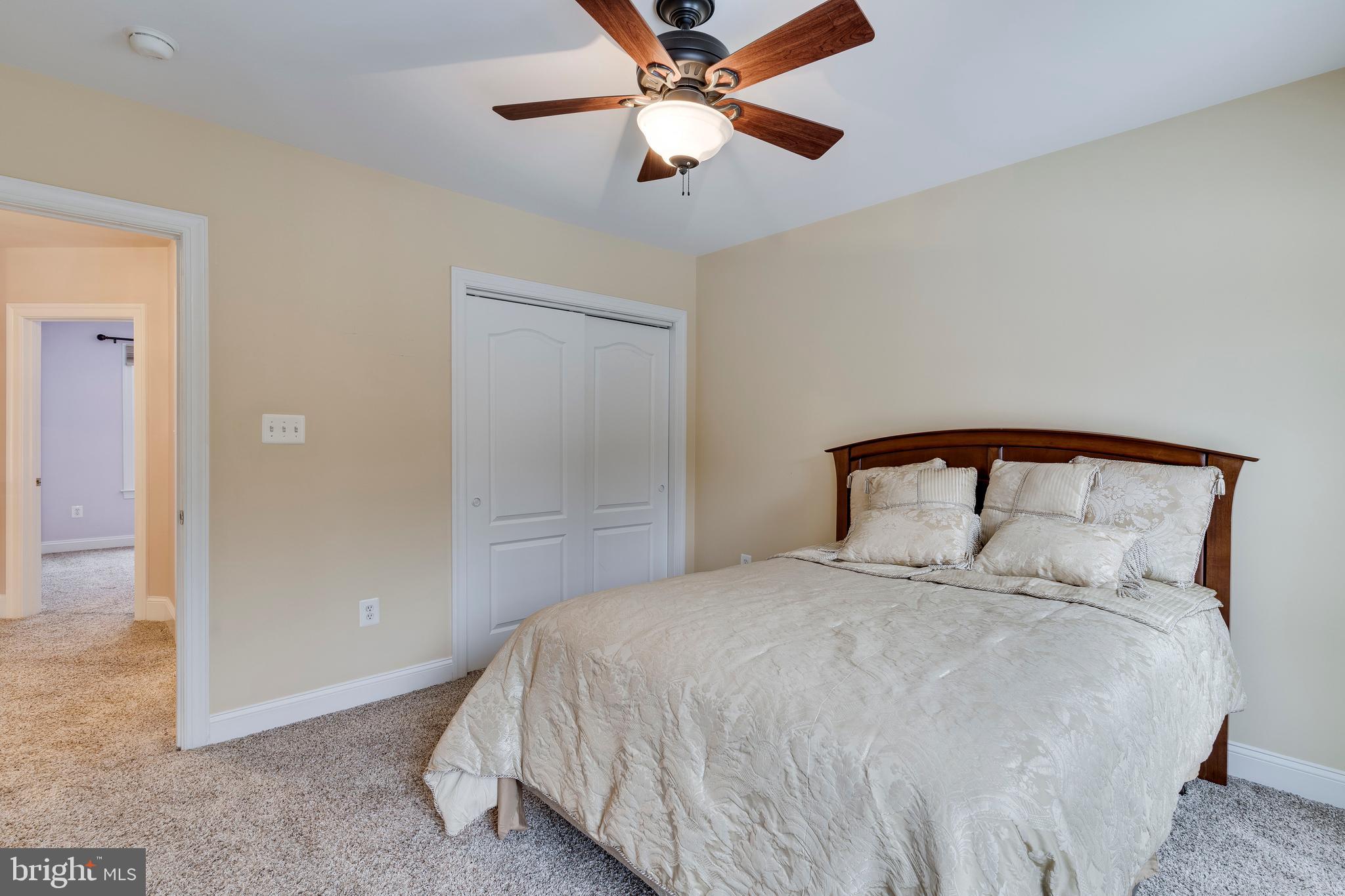 SOUTH RIVER COLONY - Residential