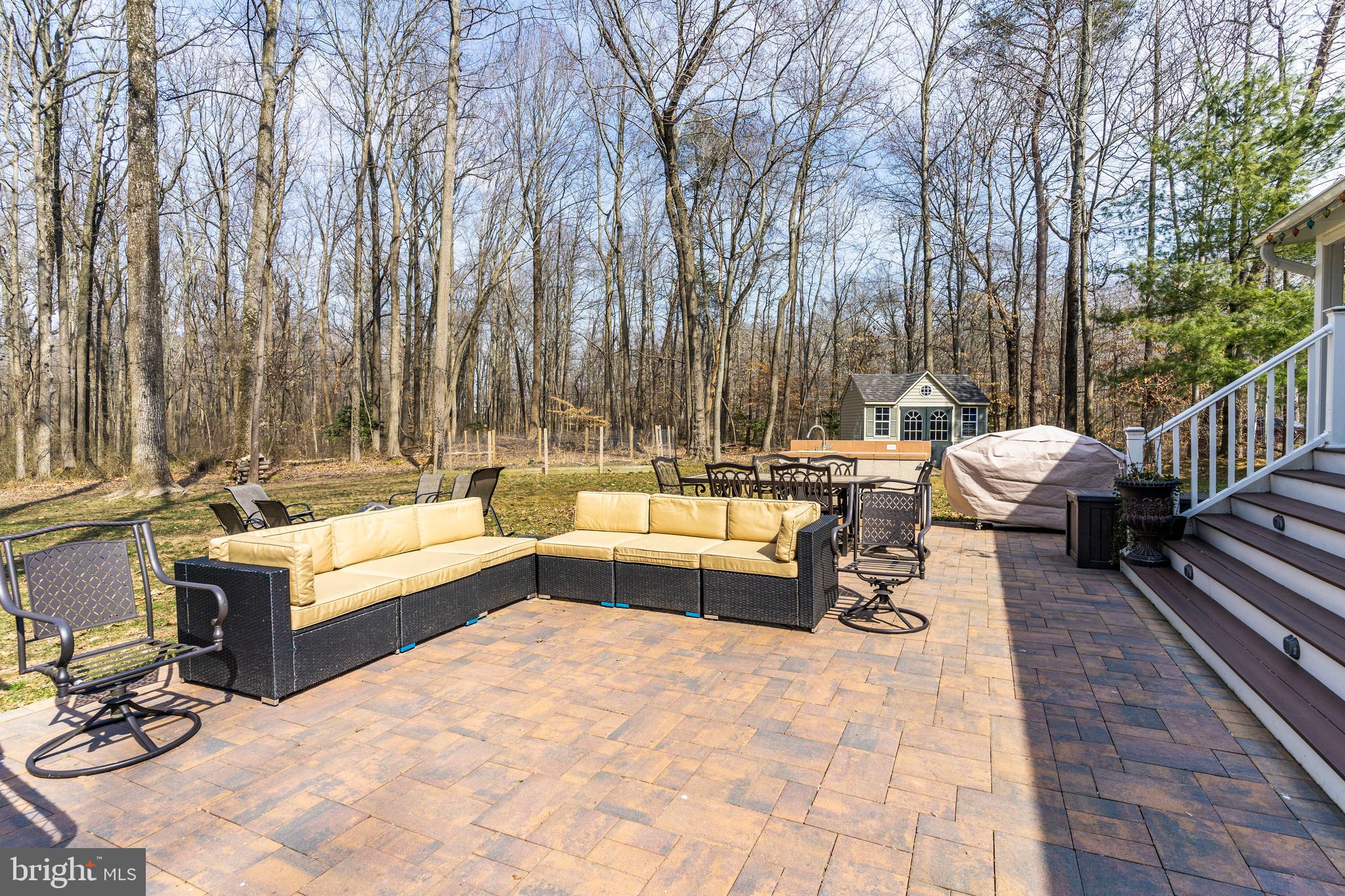 SOUTH RIVER COLONY - Residential