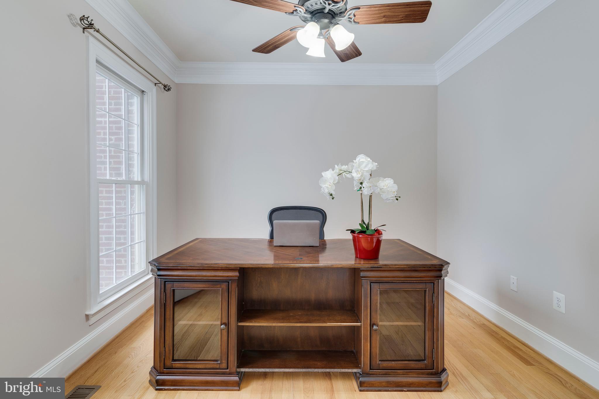 SOUTH RIVER COLONY - Residential