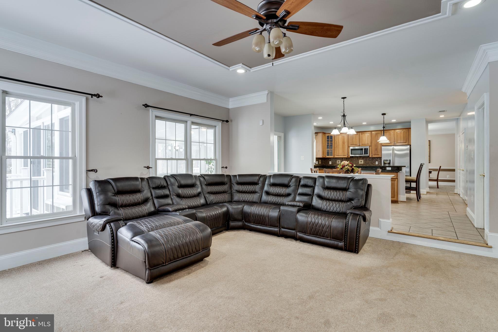 SOUTH RIVER COLONY - Residential