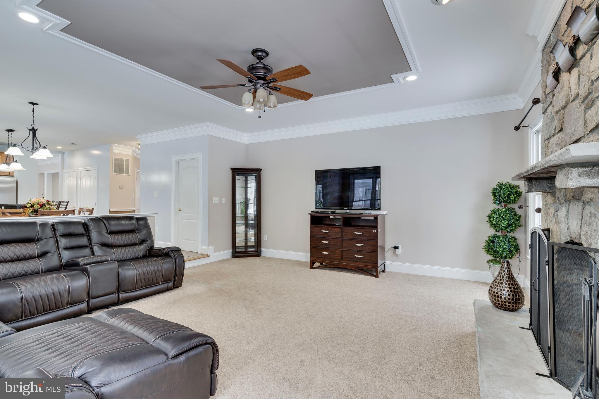 SOUTH RIVER COLONY - Residential