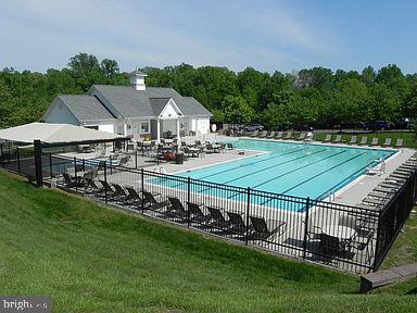 SOUTH RIVER COLONY - Residential