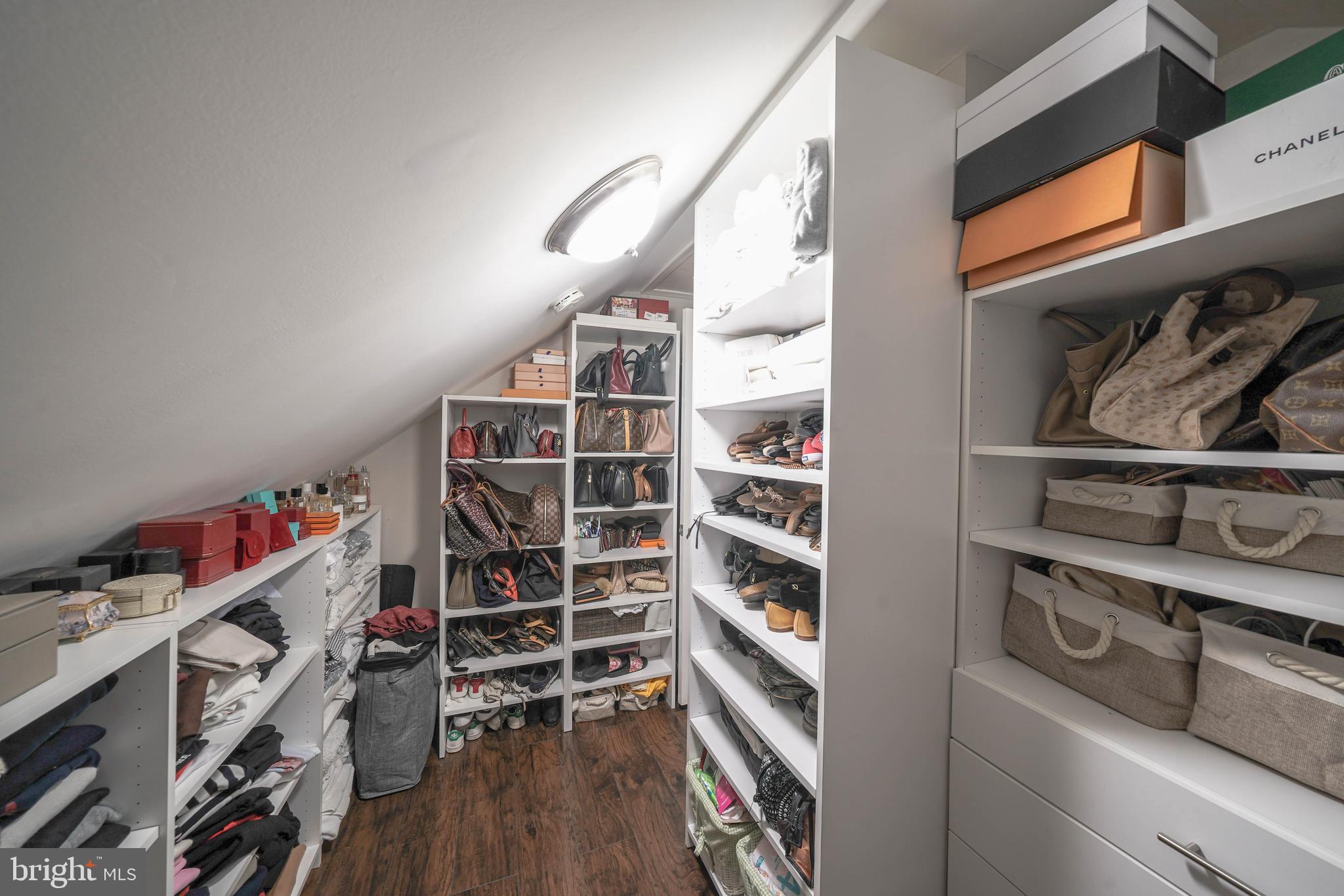 TWINBROOK - Residential