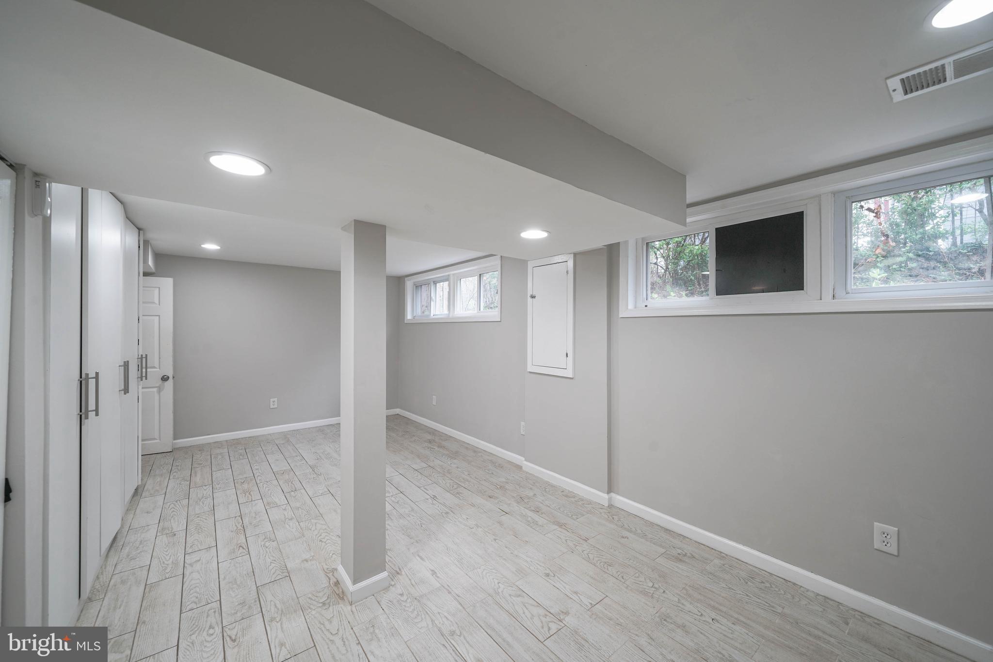 TWINBROOK - Residential