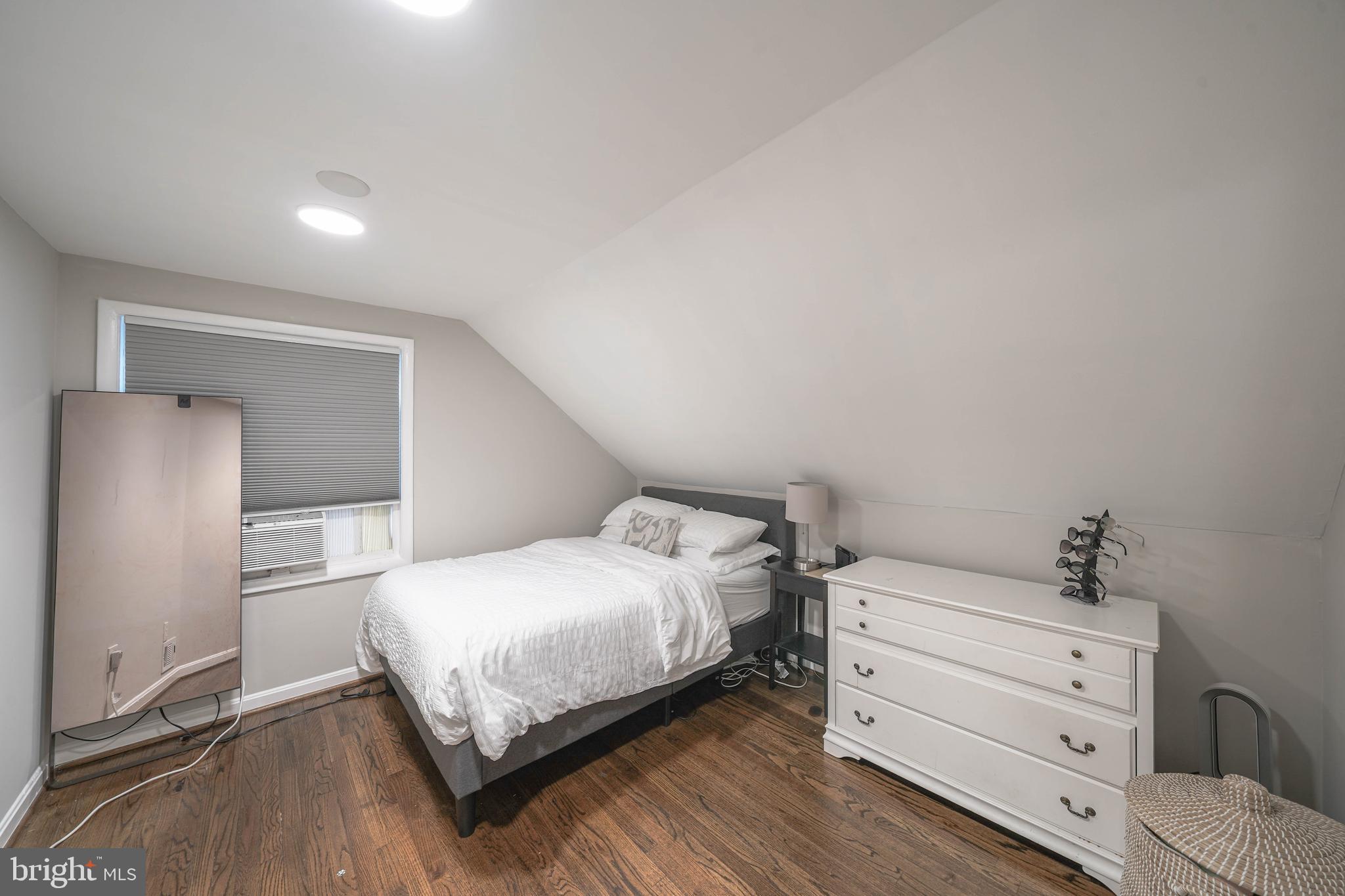 TWINBROOK - Residential