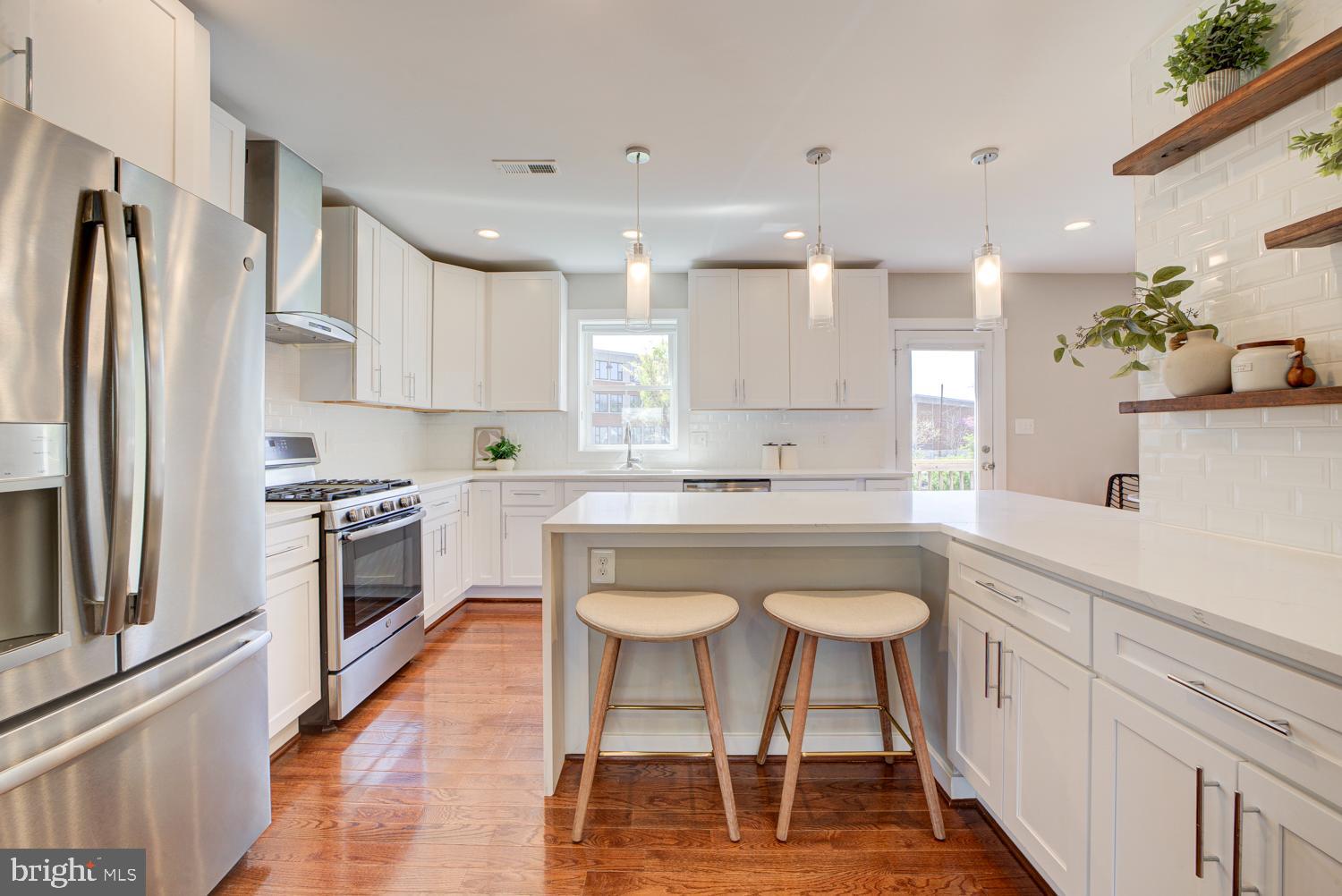 6000 NORTH DAKOTA AVENUE NW