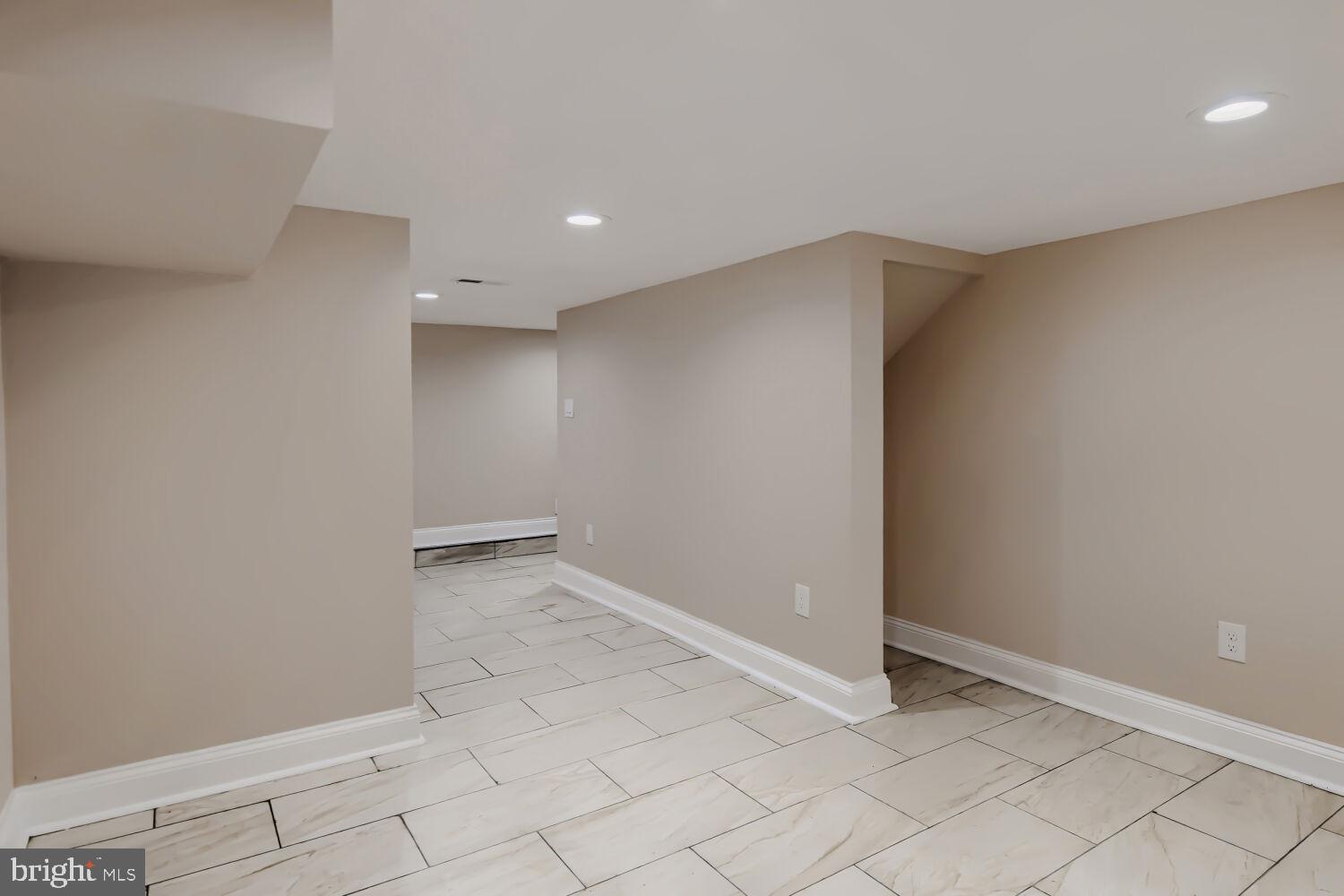 GWYNN FALLS - Residential