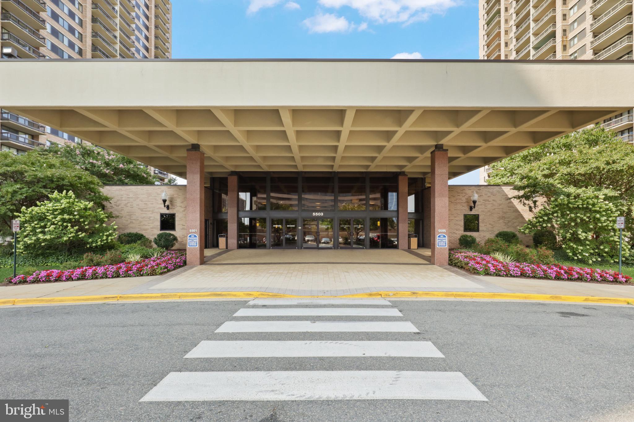 SKYLINE SQUARE CONDO - Residential Lease