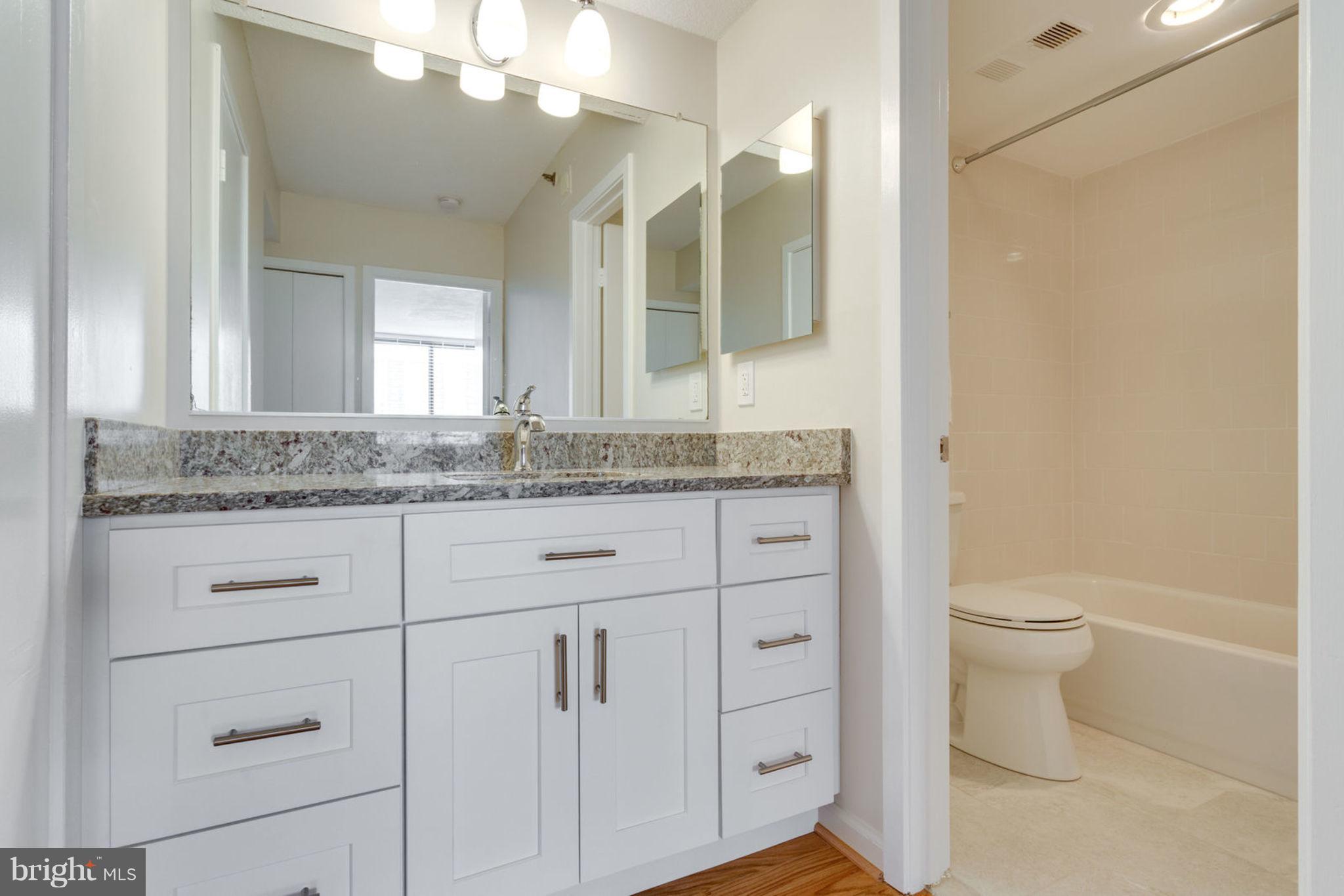 SKYLINE SQUARE CONDO - Residential Lease