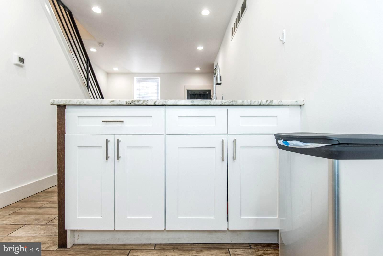 NORRIS SQUARE - Residential