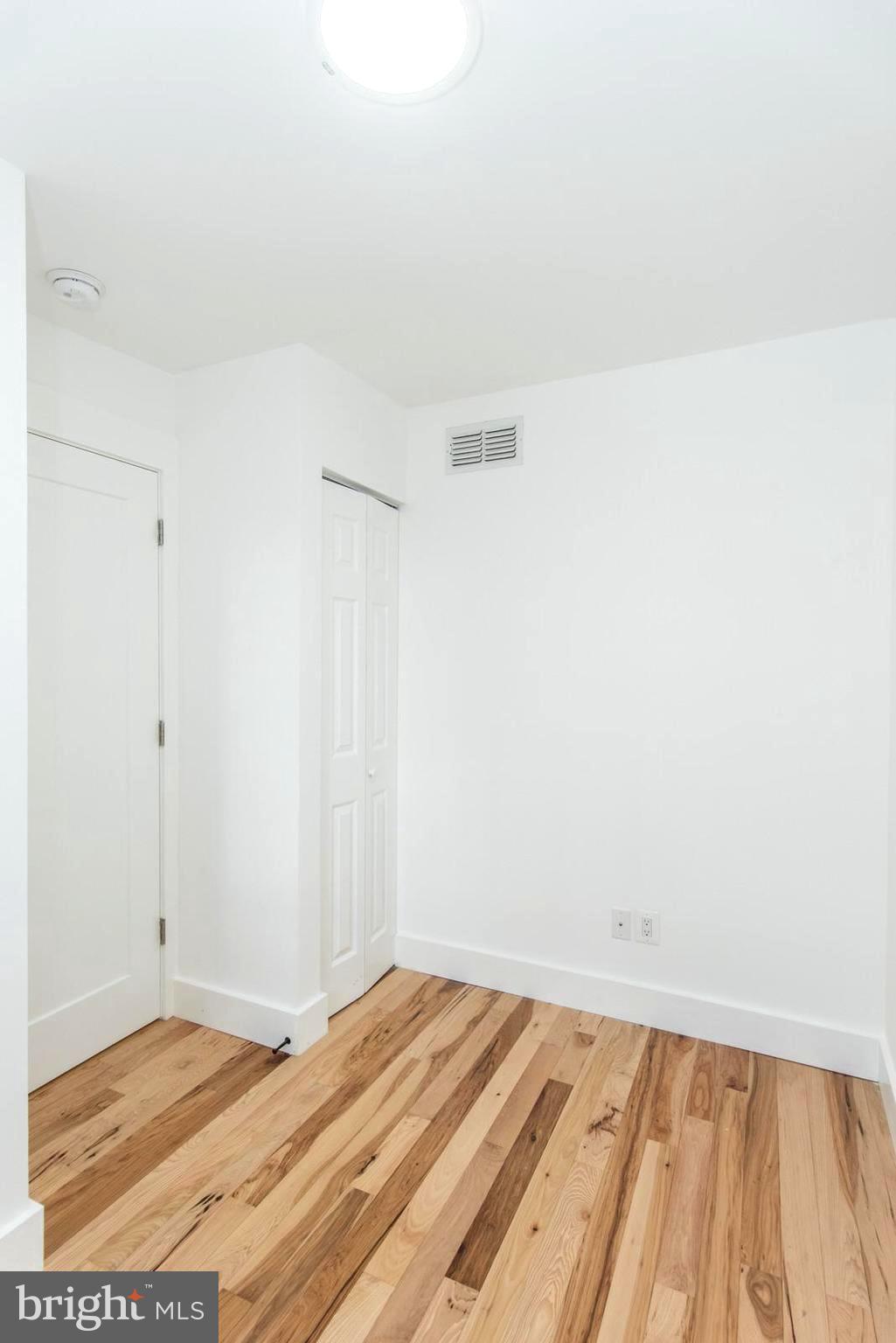 NORRIS SQUARE - Residential