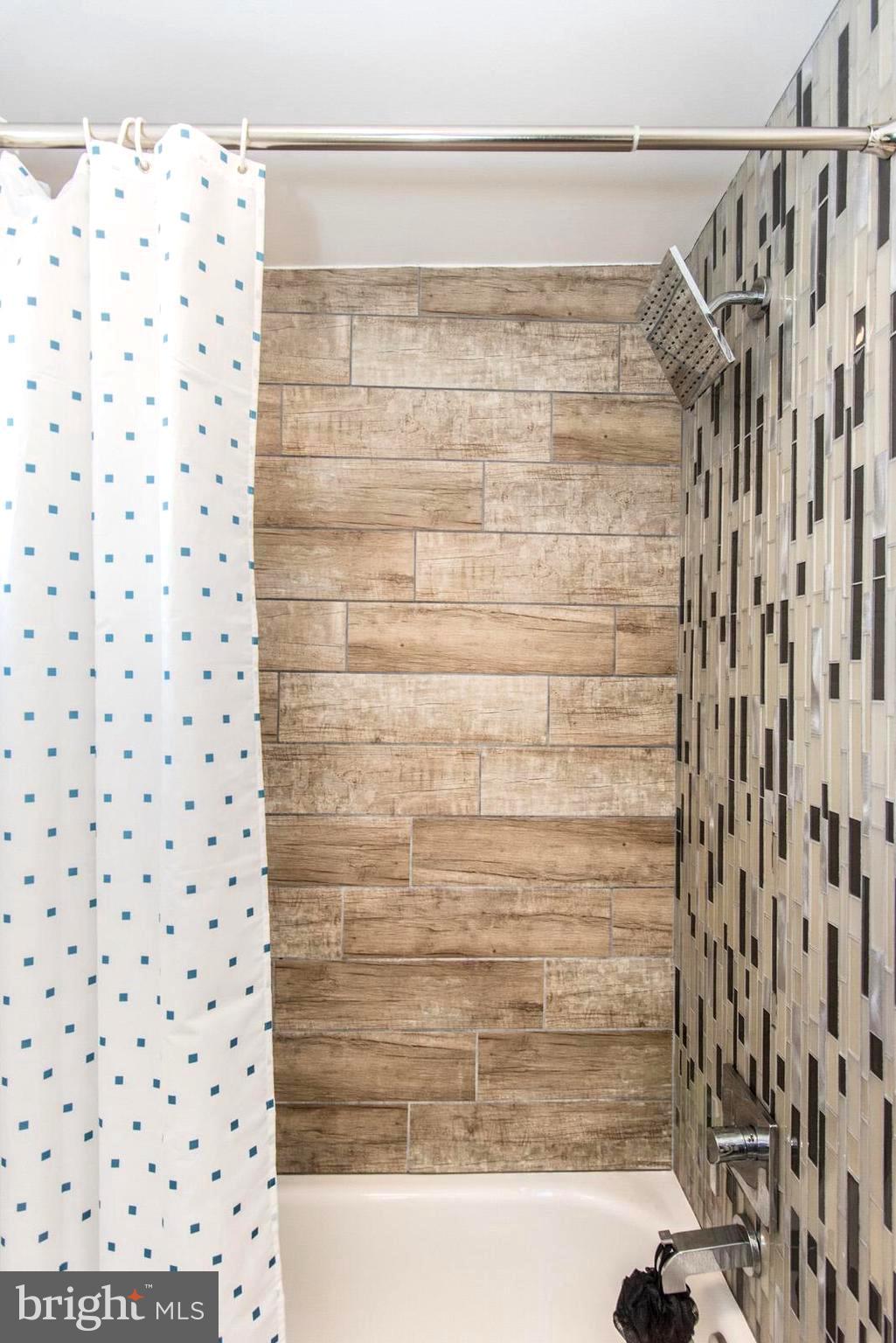 NORRIS SQUARE - Residential