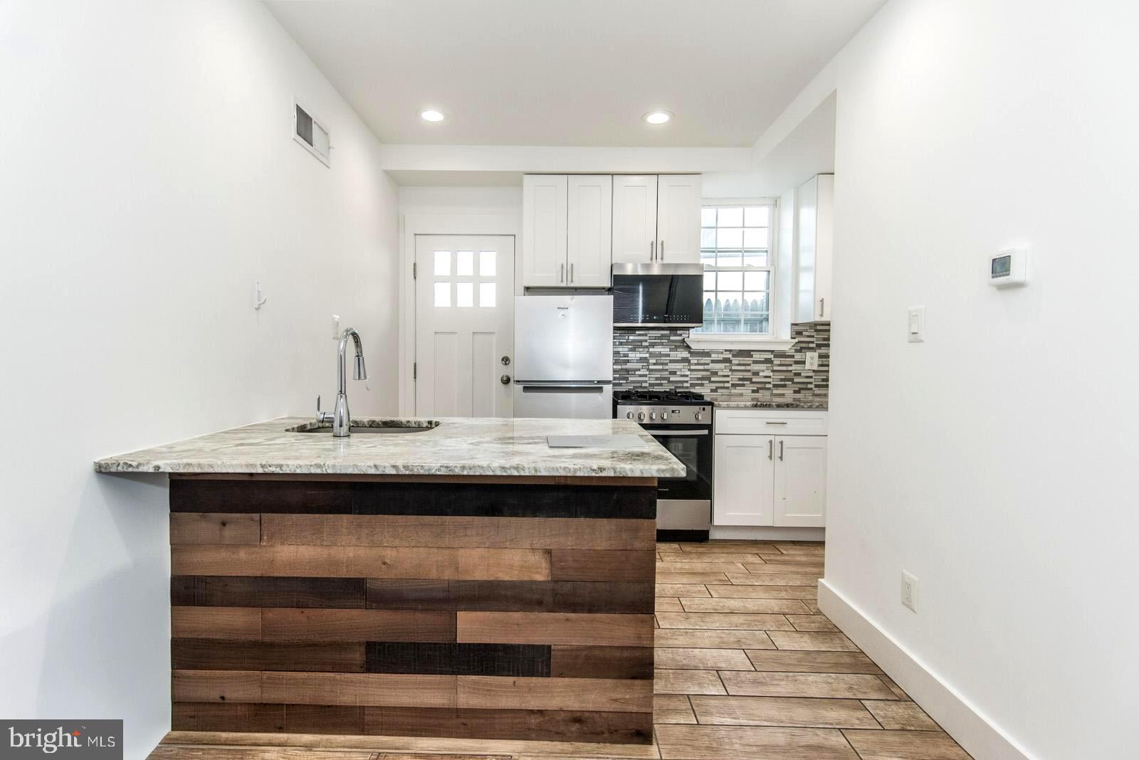 NORRIS SQUARE - Residential