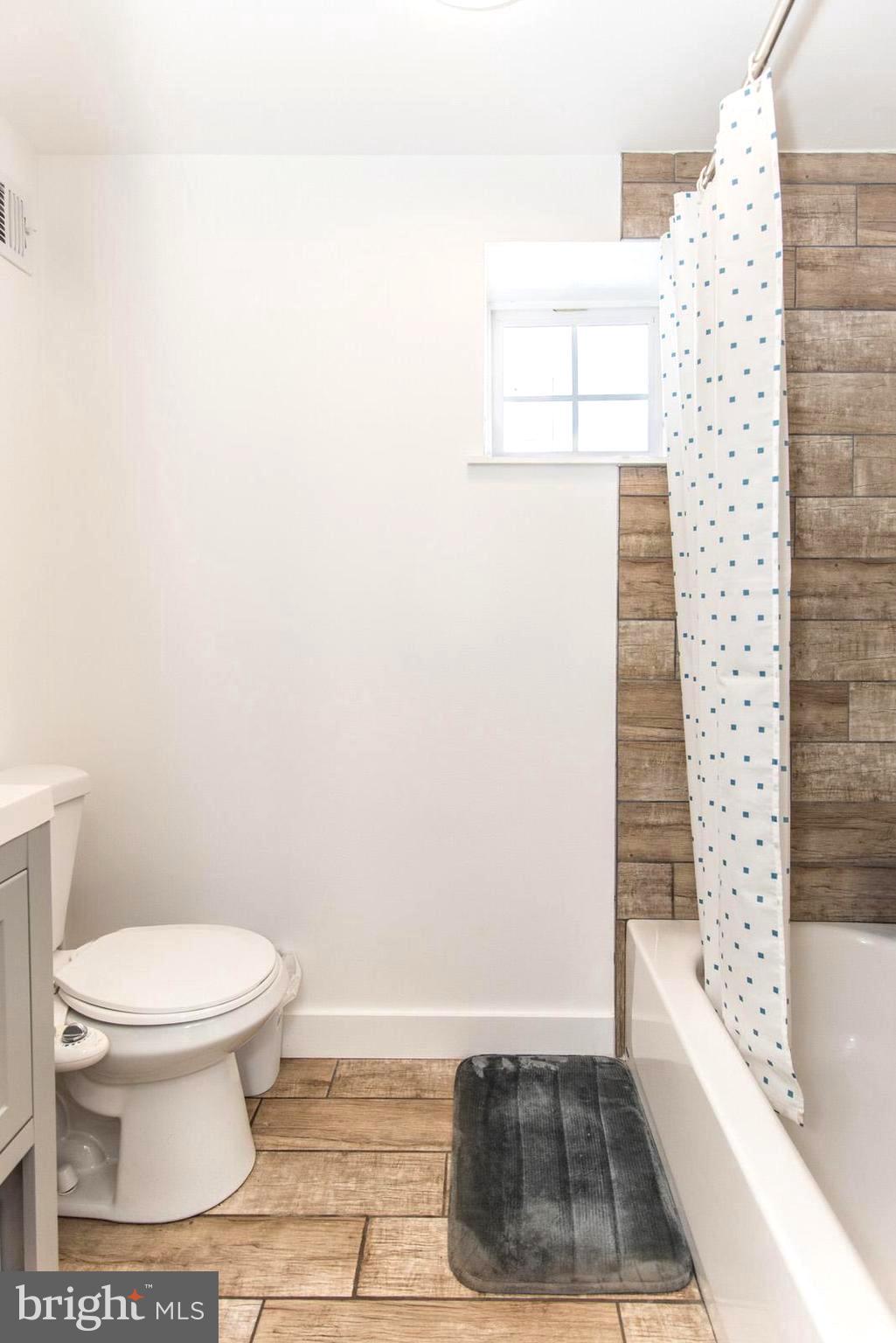 NORRIS SQUARE - Residential