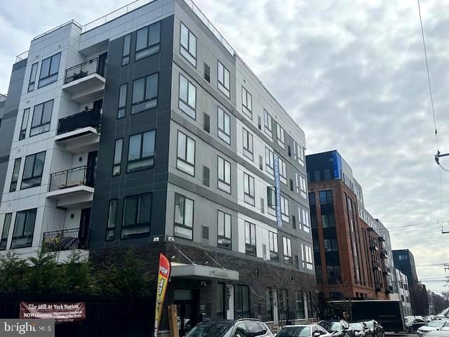 NORRIS SQUARE - Residential