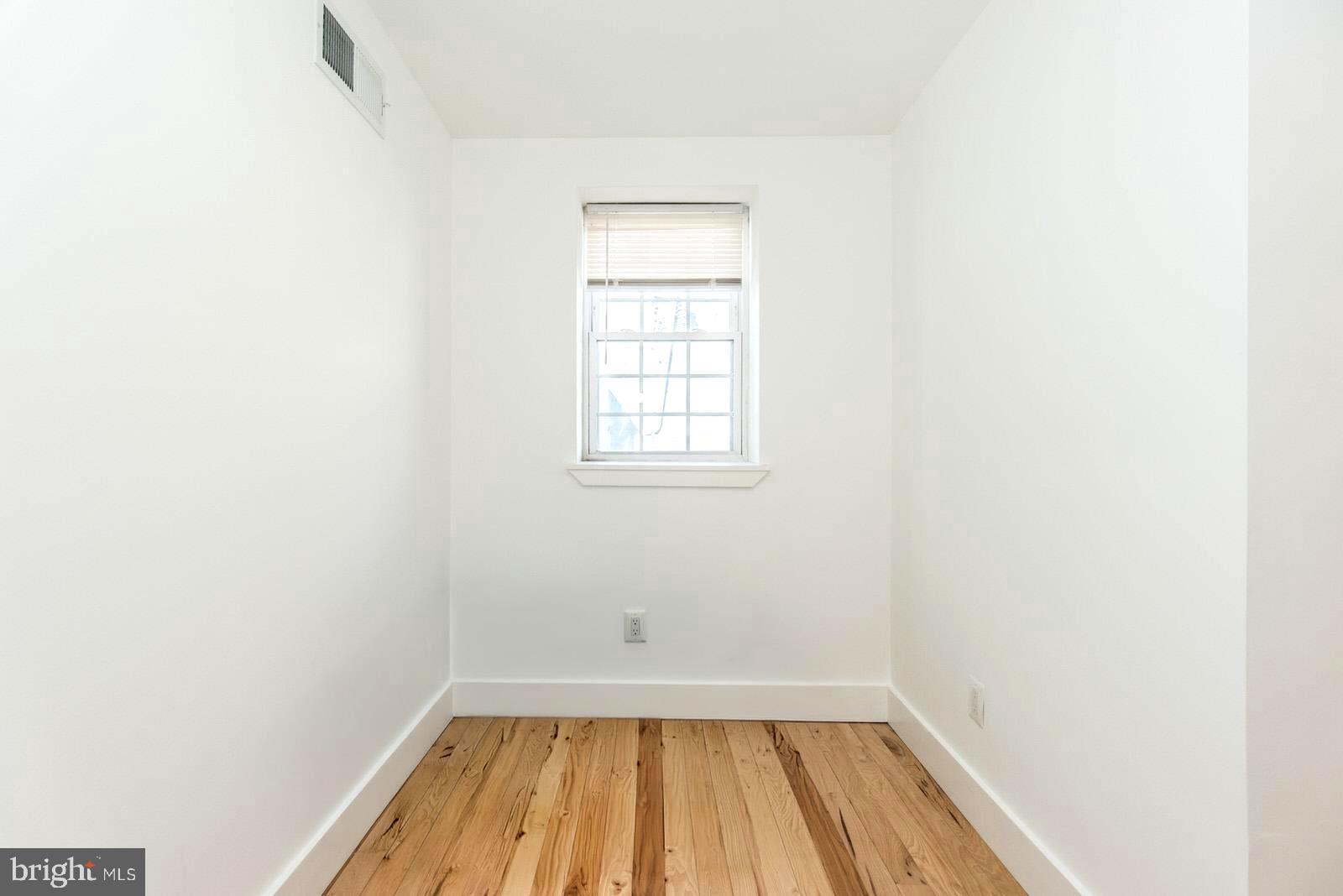 NORRIS SQUARE - Residential